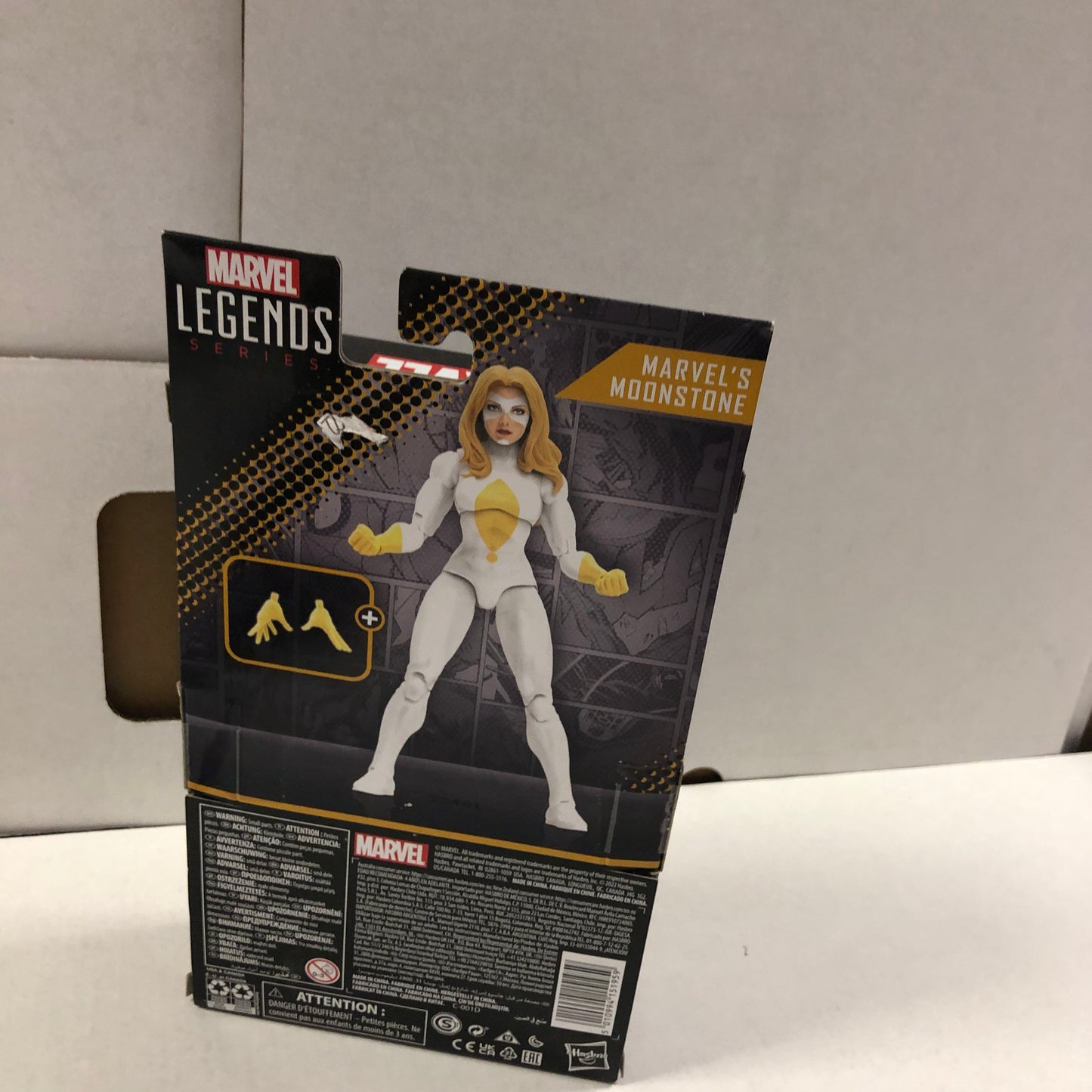 MARVEL LEGENDS SERIES MARVELS MOONSTONE EXCELLENT CONDITION
