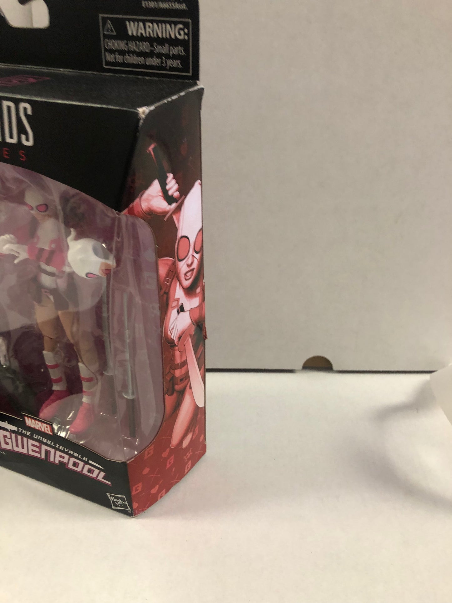 MARVEL LEGENDS SERIES THE UNBELIEVABLE GWENPOOL MARVELS LIZARD BUILD A FIGURE GOOD CONDITION BEND ON BACK OF BOX