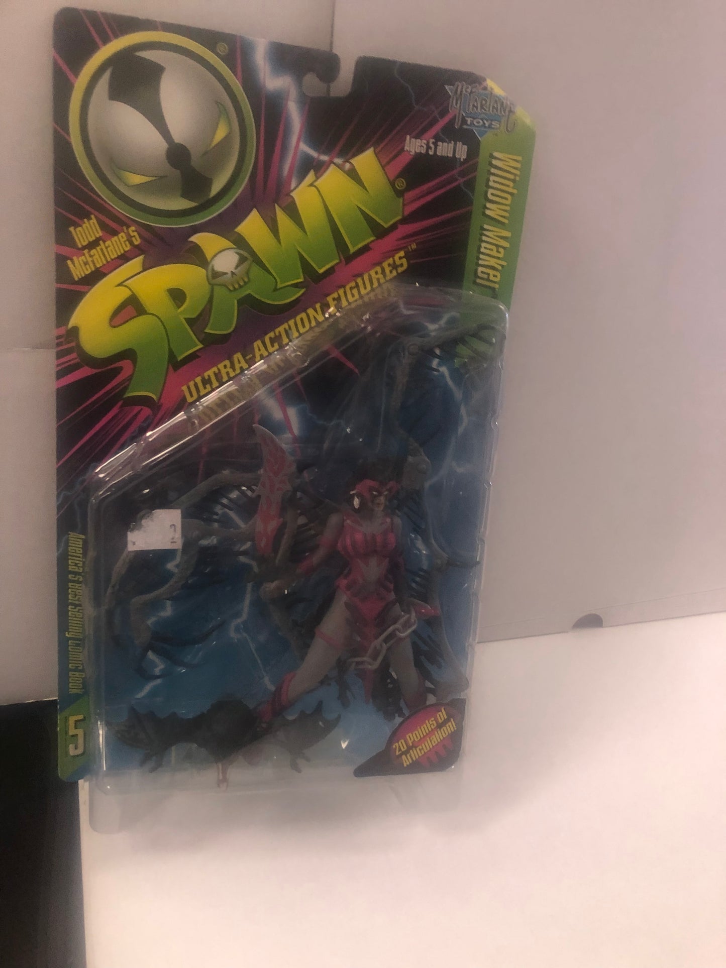 MCFARLAND TOYS SPAWN WIDOW MAKER GOOD CONDITION SMALL BEND ON TOP OF BOX