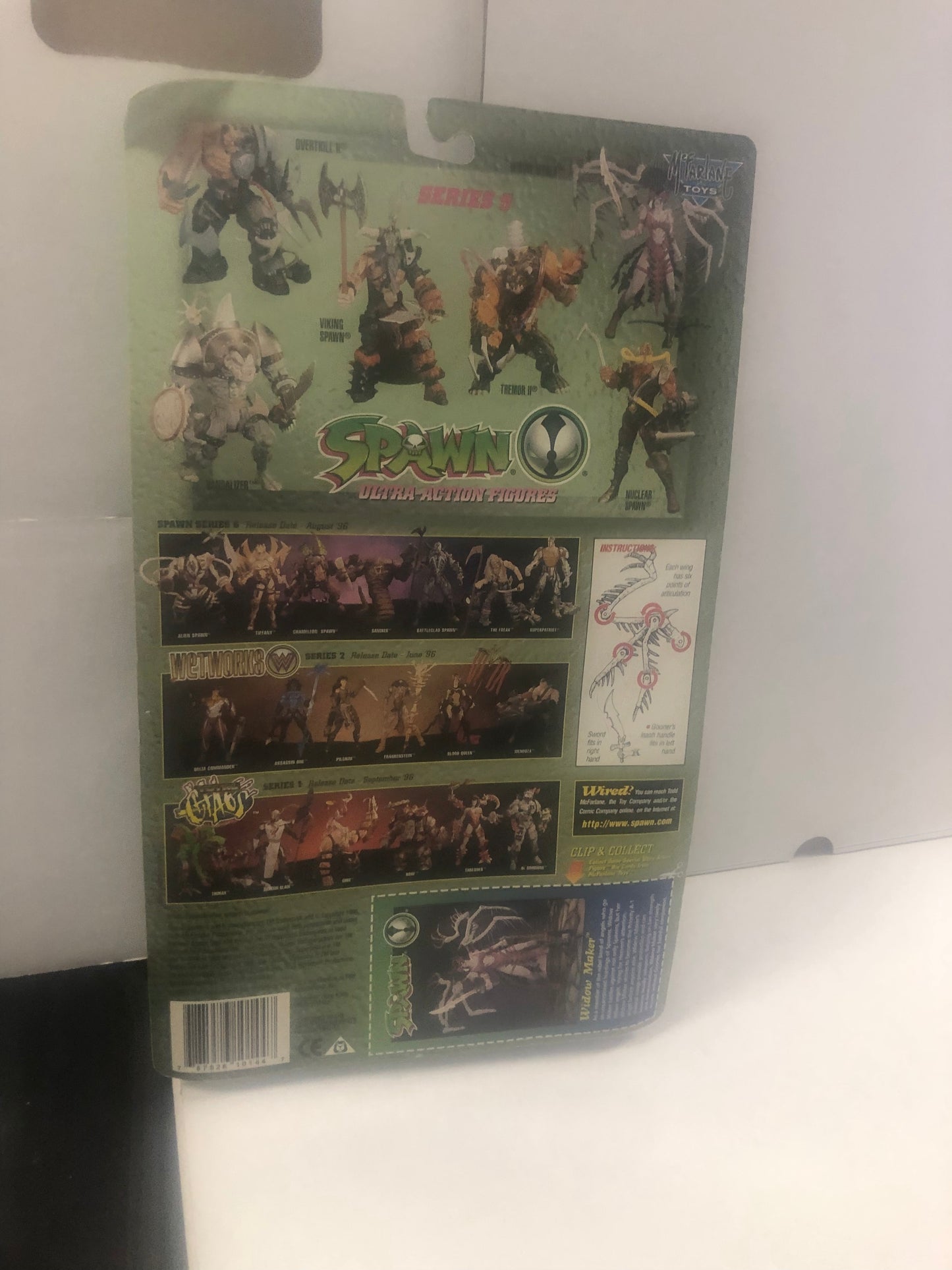 MCFARLAND TOYS SPAWN WIDOW MAKER GOOD CONDITION SMALL BEND ON TOP OF BOX
