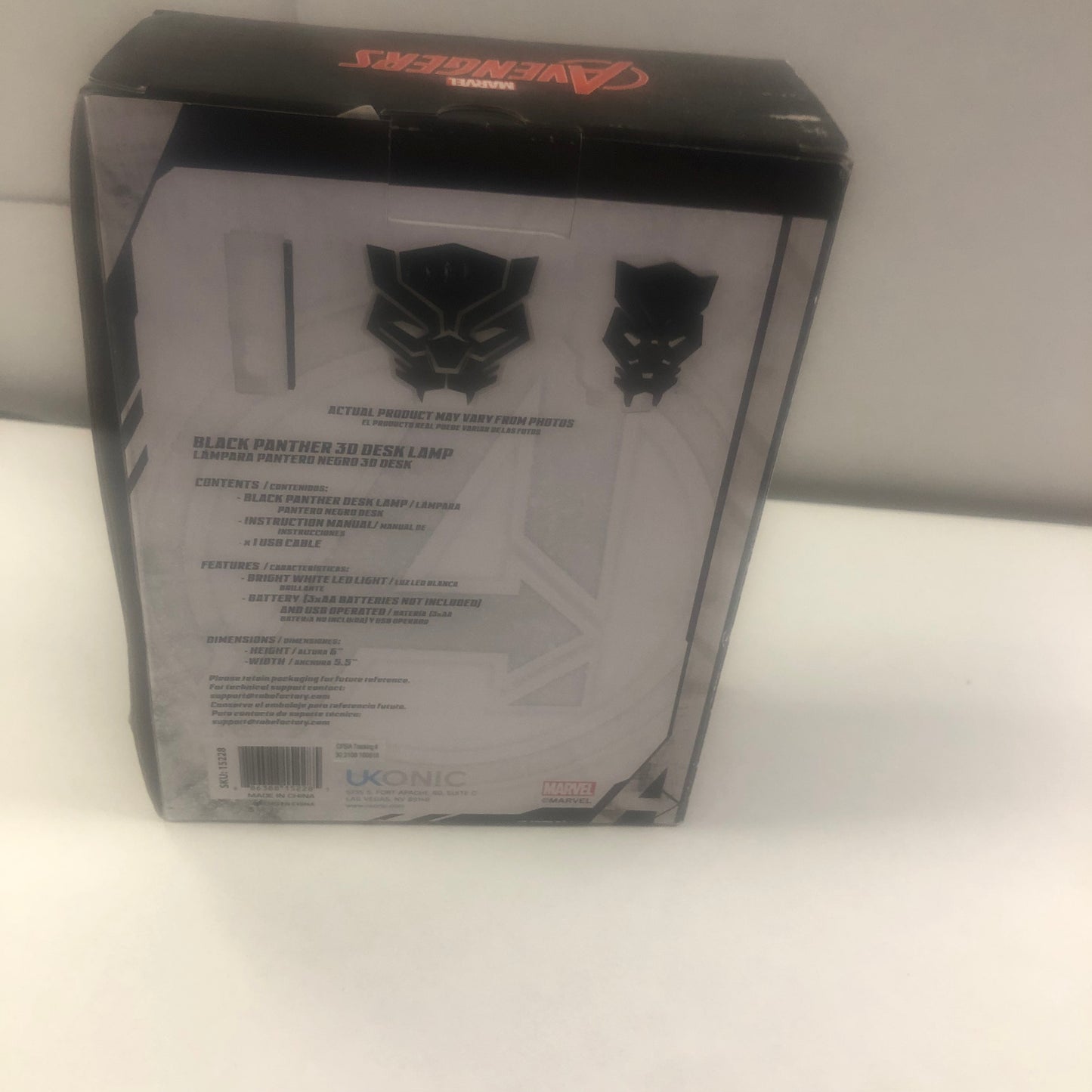 UKONIC 3D BLACK PANTHER DESK LAMP OKAY CONDITION SMALL DENT IN BOX