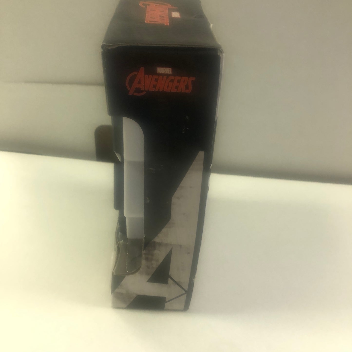 UKONIC 3D BLACK PANTHER DESK LAMP OKAY CONDITION SMALL DENT IN BOX