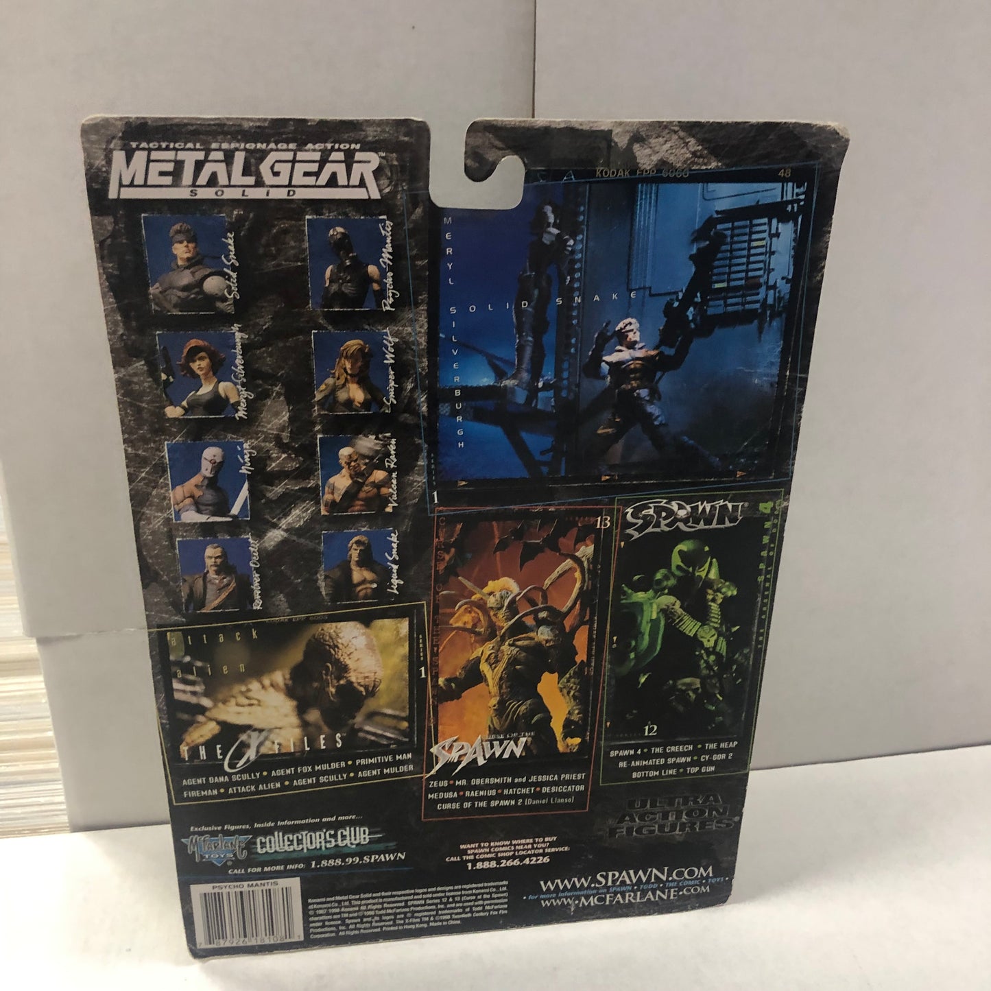 MCFARLANE TOYS METAL GEAR SOLID PSYCHO MANTIS GREAT CONDITION SLIGHT YELLOWING ON BOX