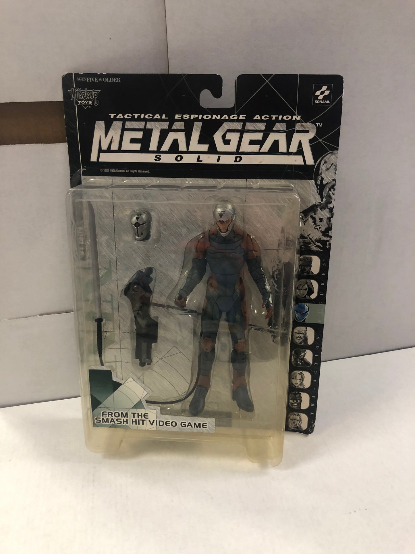 MCFARLANE TOYS METAL GEAR SOLID NINJA EXCELLENT CONDITION