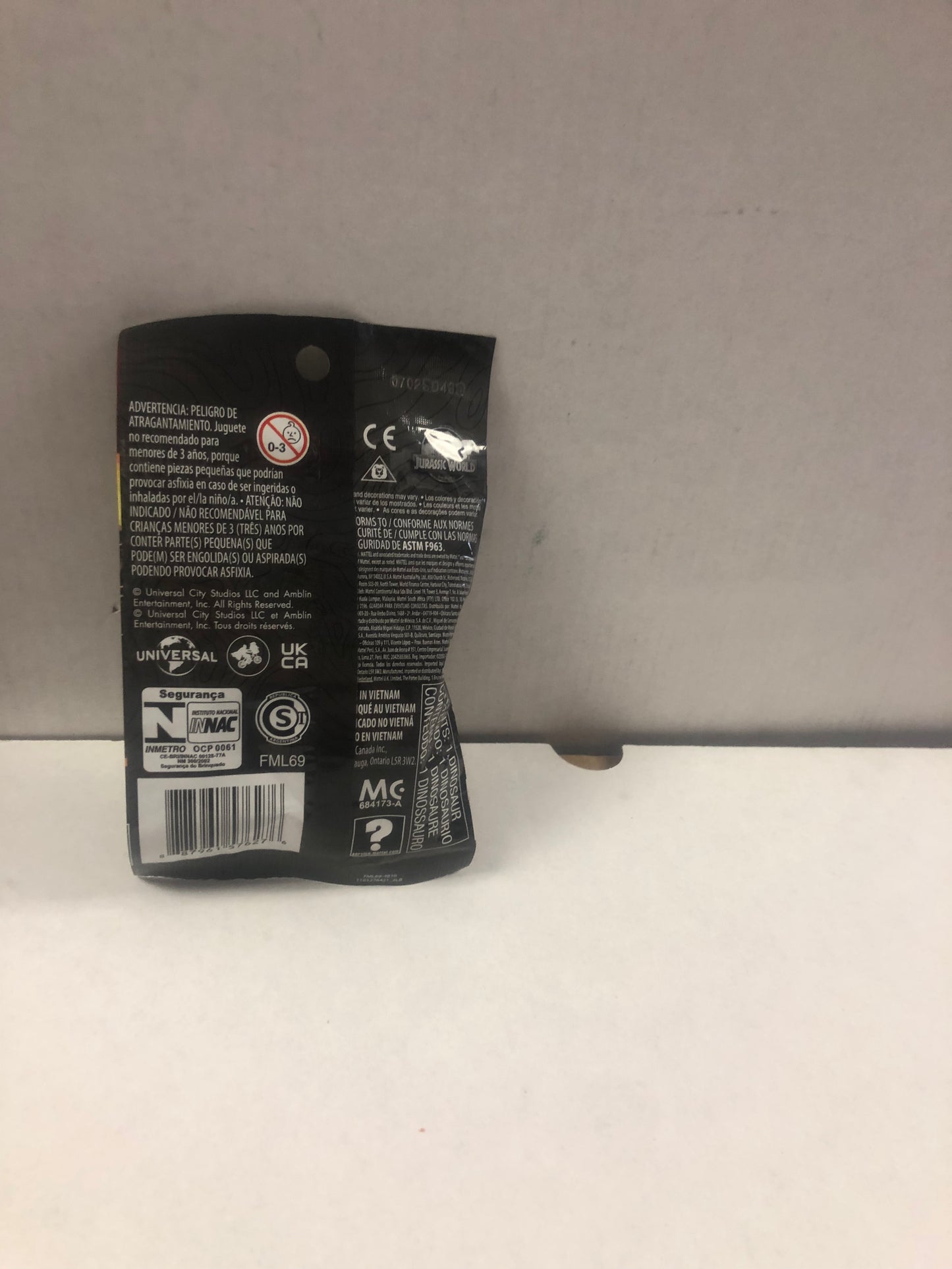 MATTEL JURASSIC WORLD DINO ESCAPE MYSTERY FIGURE FINE CONDITION