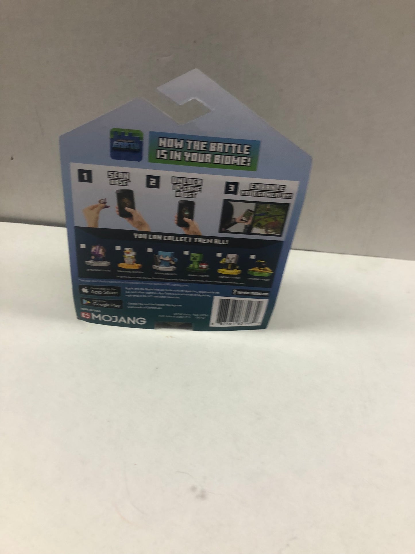 MOJANG MINECRAFT EARTH BOOST MINIS EXCELLENT CONDITION