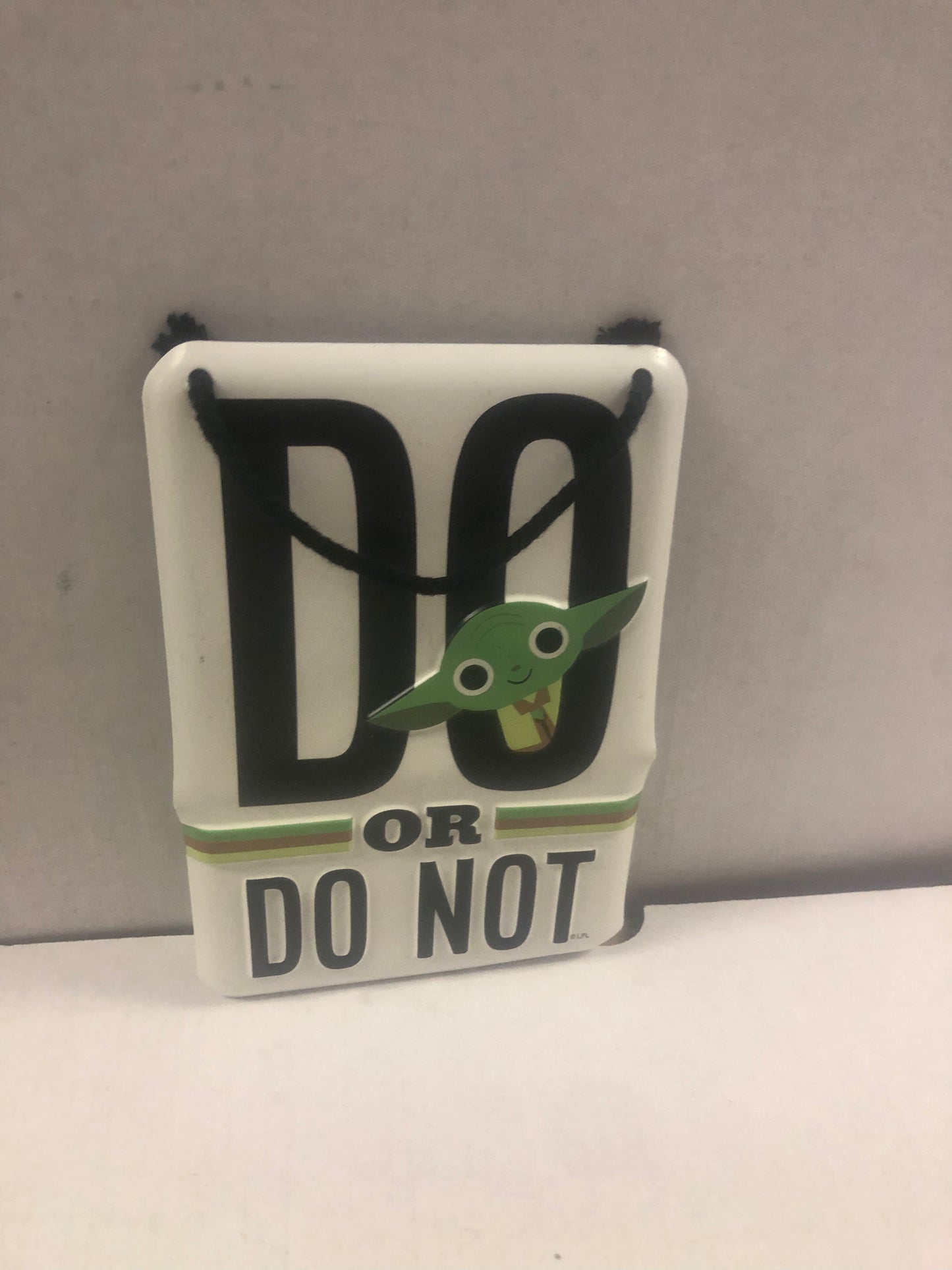 OPEN ROAD BRANDS STAR WARS YODA HANGING SIGN GREAT CONDITION