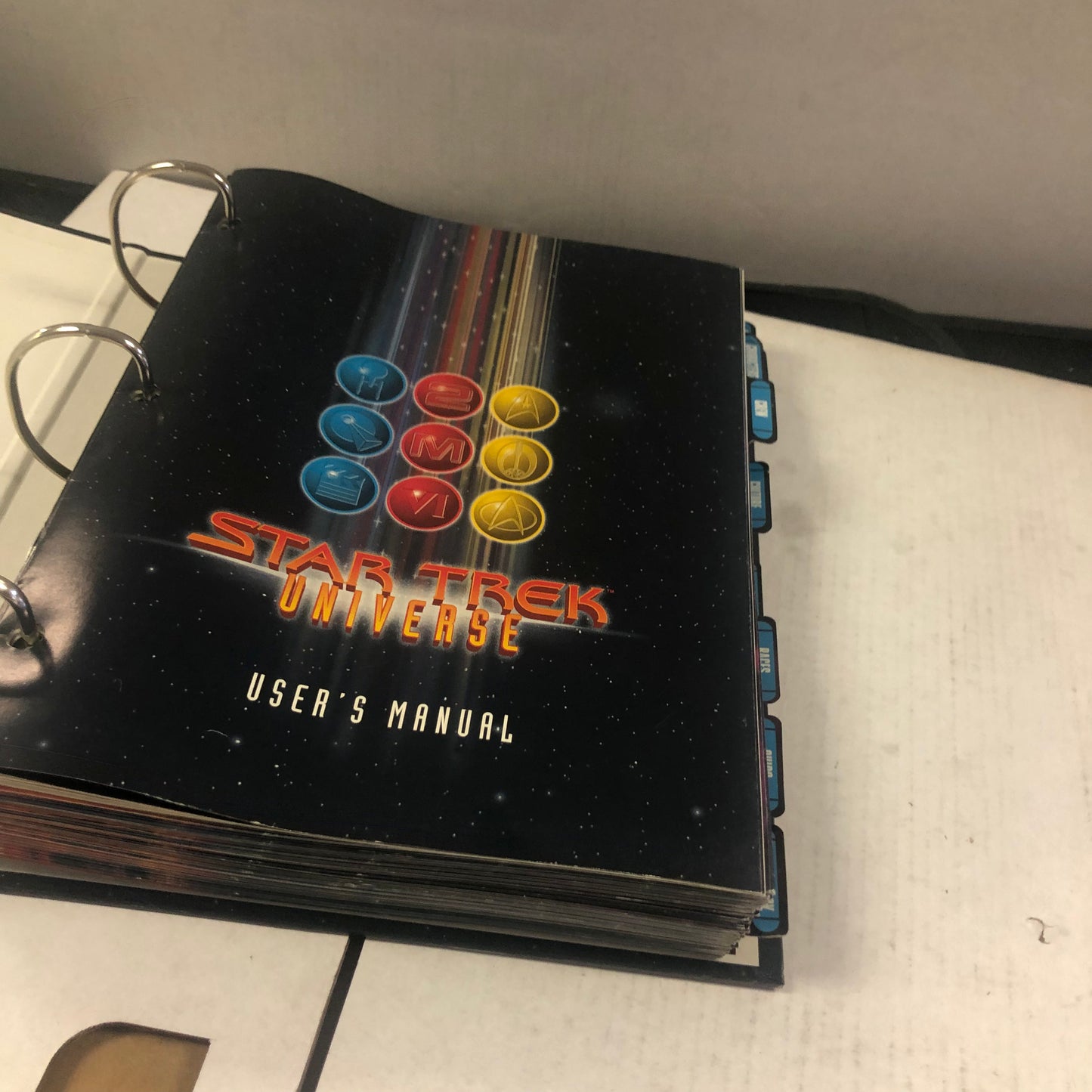 STAR TREK UNIVERSE USER MANUAL GREAT CONDITION