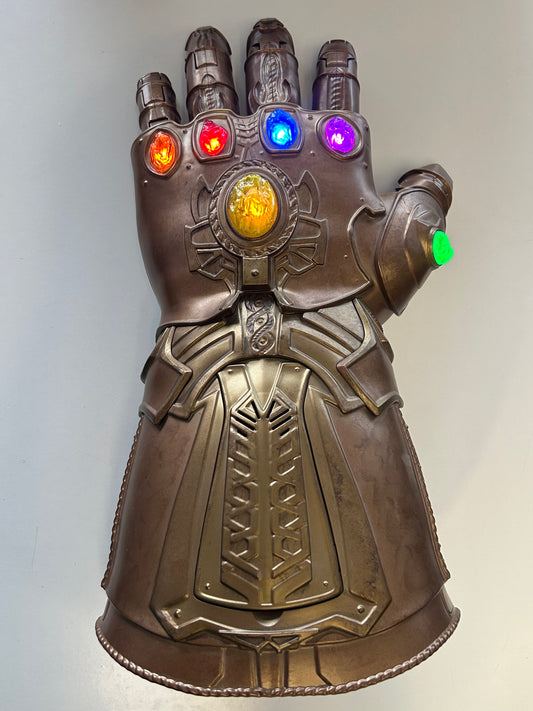 HASBRO AVENGERS INFINITY GAUNTLET WEARABLE GLOVE ELECTRONIC PROP GREAT CONDITION