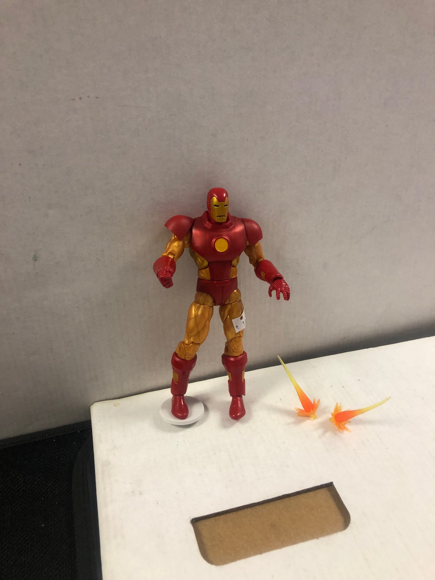 MARVEL LEGENDS IRON MAN LOOSE FIGURE