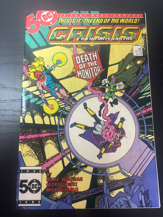 DC CRISIS ON INFINITE EARTHS #4
