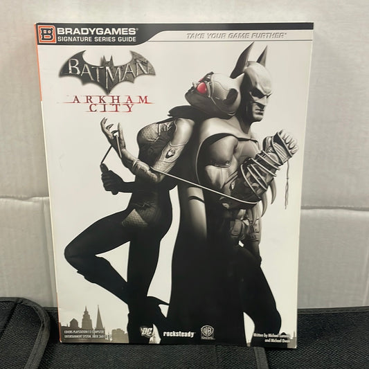 BATMAN ARKHAM CITY BRADYGAMES SIGNATURE SERIES GAME GUIDE