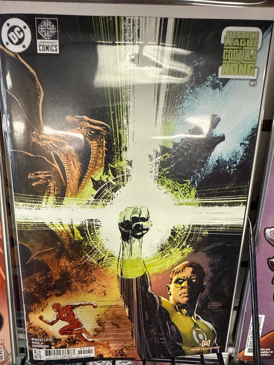 DC COMICS JUSTICE LEAGUE VS GODZILLA VS KONG #1 BUCCELLATO lantern cover