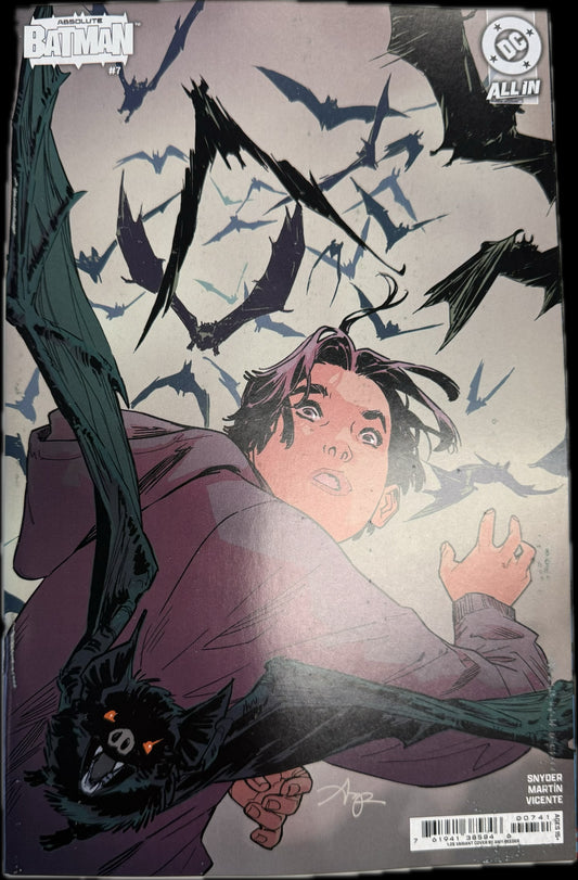DC ABSOLUTE BATMAN #7 CVR D INC 1:25 Amy reeder card stock variant.