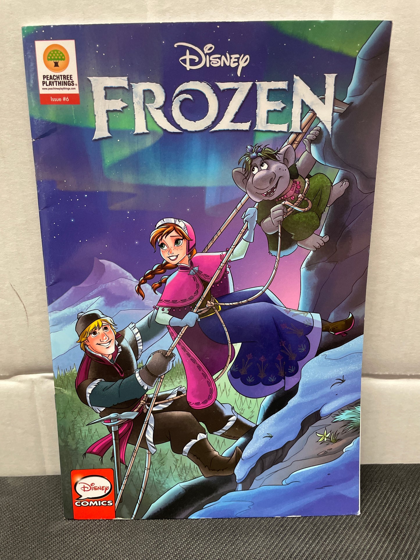 DISNEY FROZEN COMICS #6 (2022) PEACHTREE PLAYTHINGS