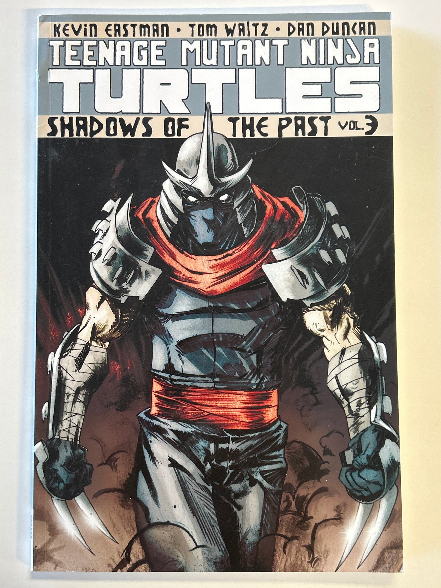IDW TEENAGE MUTANT NINJA TURTLES: SHADOWS OF THE PAST VOL. 3 TRADE PAPERBACK