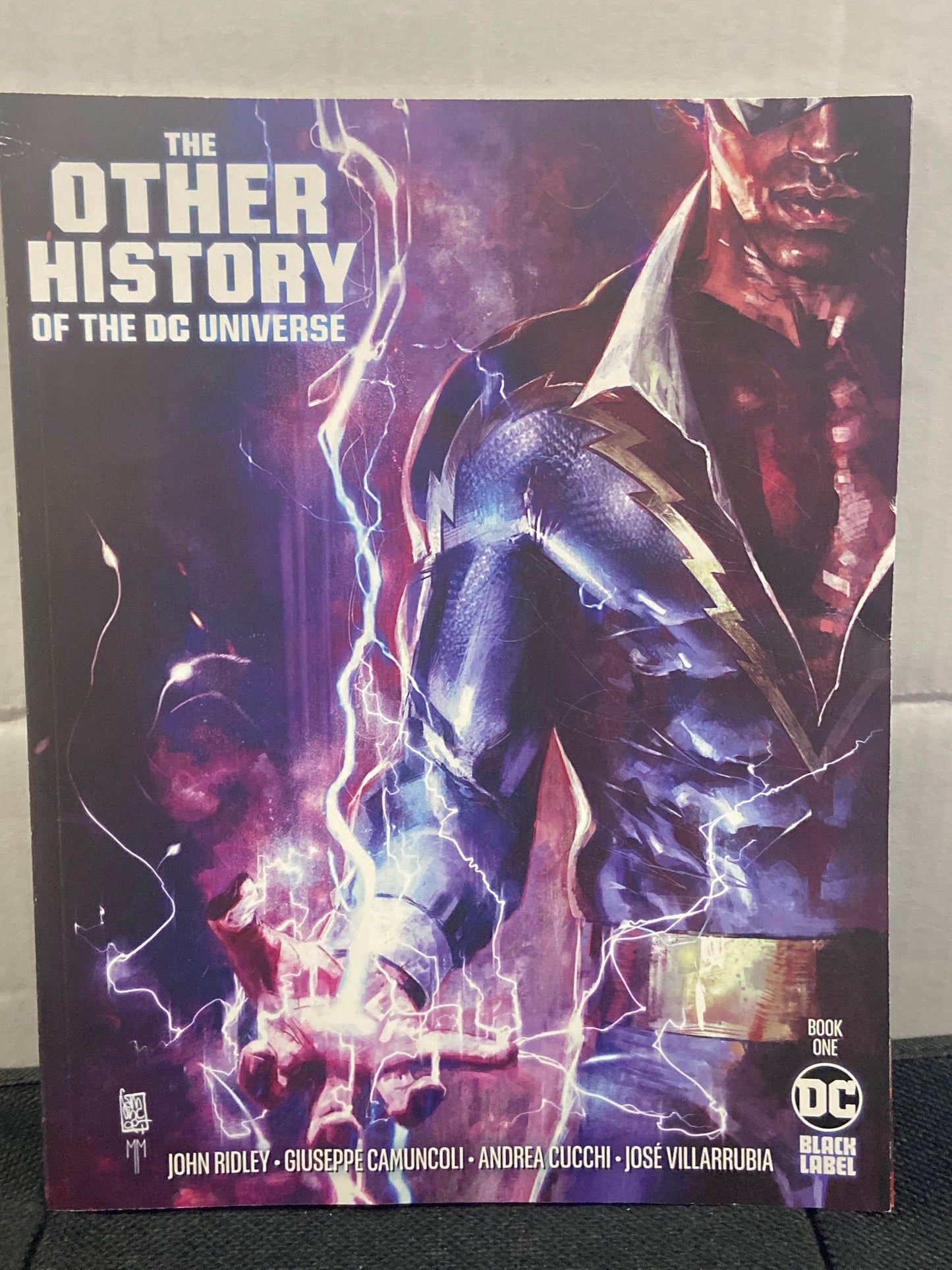 DC COMICS THE OTHER HISTORY OF THE DC UNIVERSE