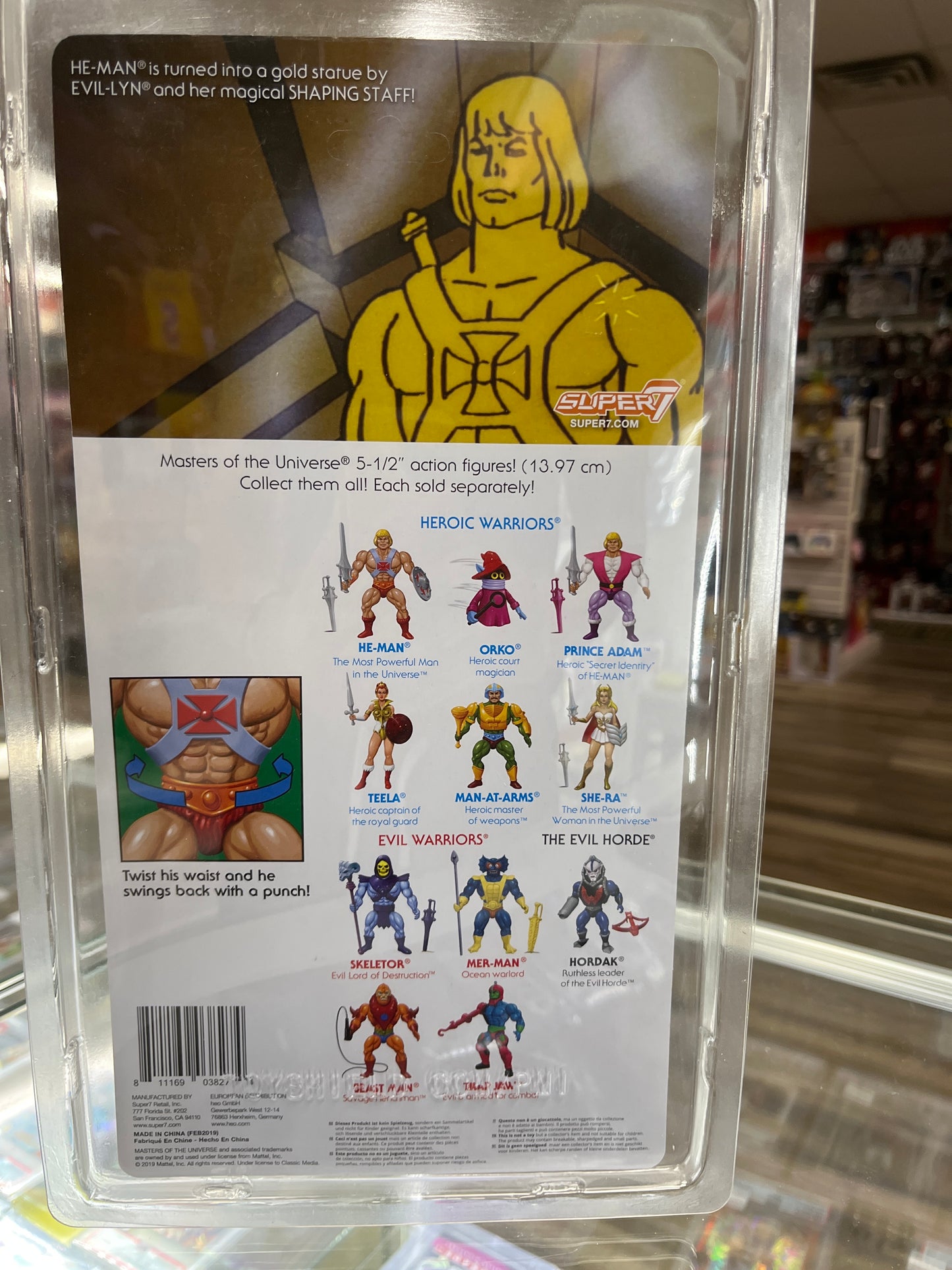 MASTERS OF THE UNIVERSE GOLD STATUE HE-MAN