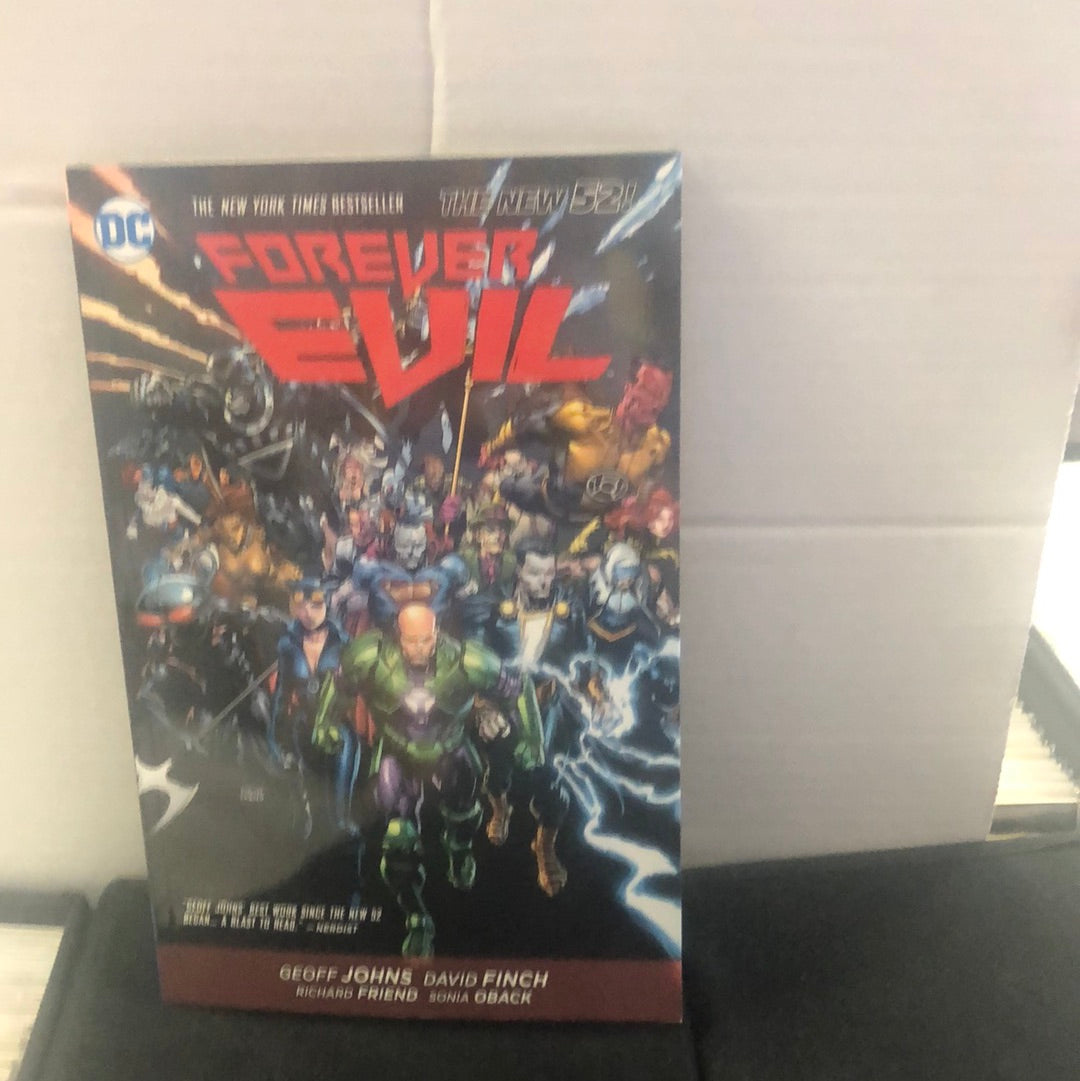 DC COMICS FOREVER EVIL TRADE (2014)