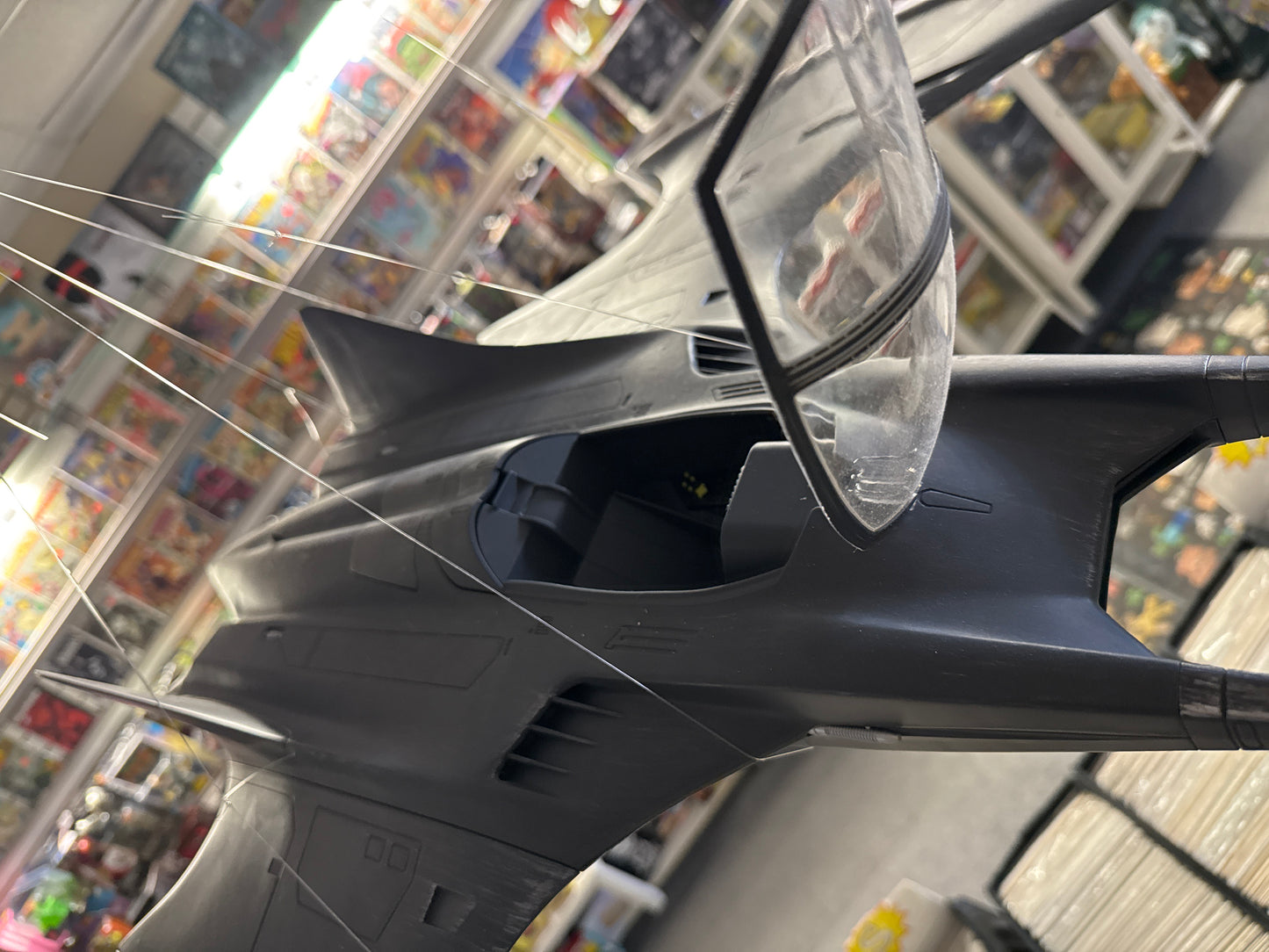 BATMAN’S BATWING (OFFIClAL MCFARLANE GOLD LABEL COLLECTION TOY! 2023)