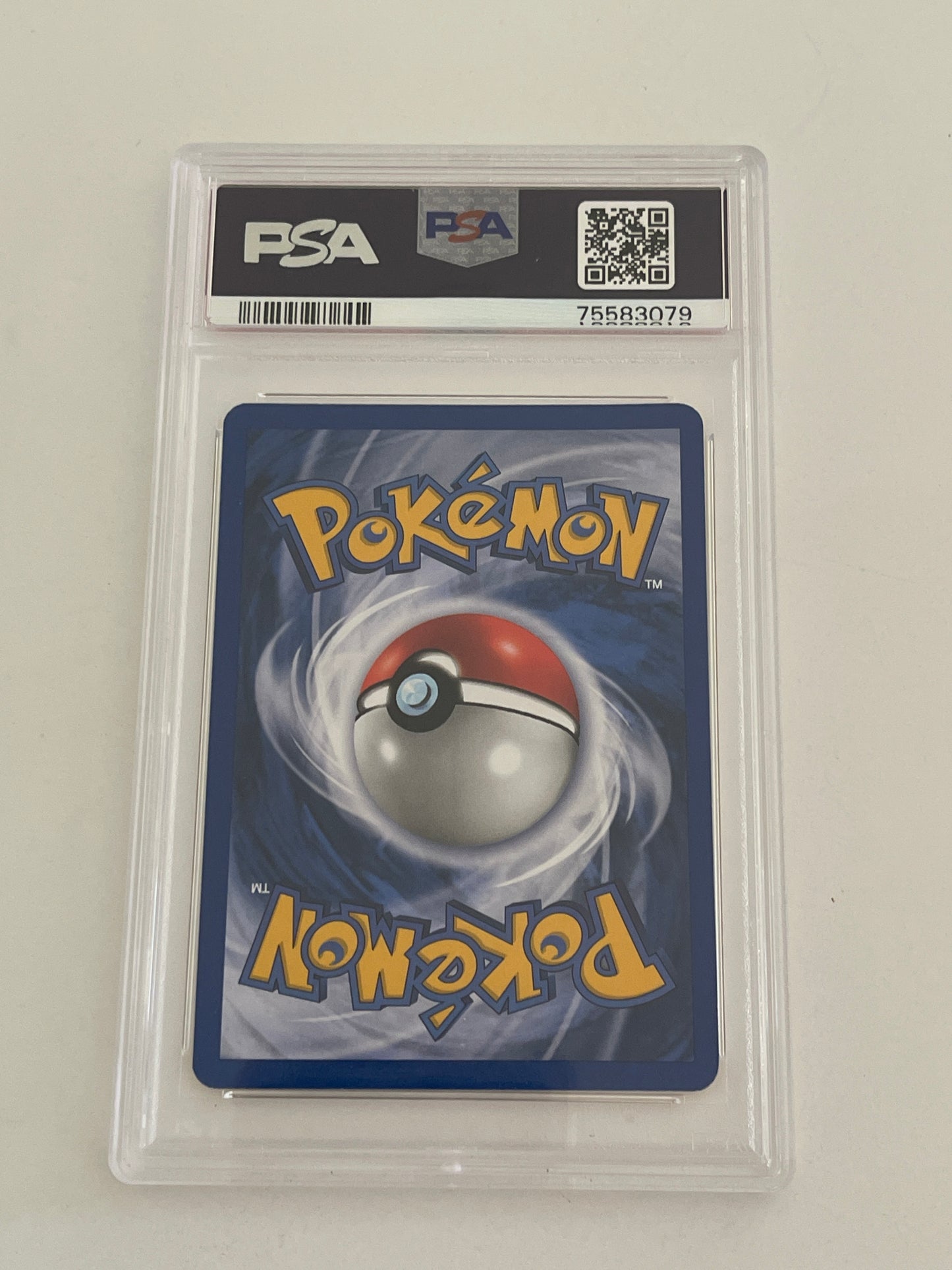 2000 POKEMON GAME SCYTHER HOLO BASE 2 PSA 8