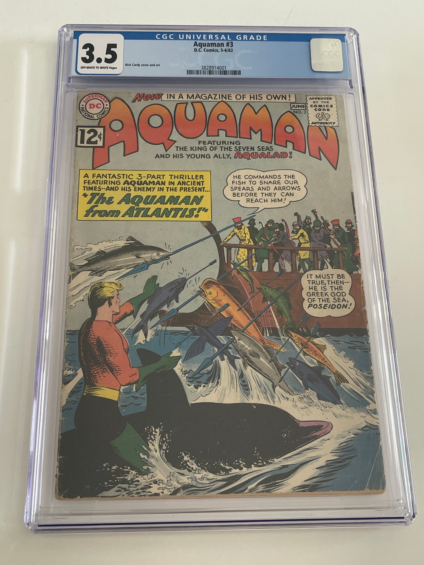 DC COMICS AQUAMAN #3 CGC 3.5