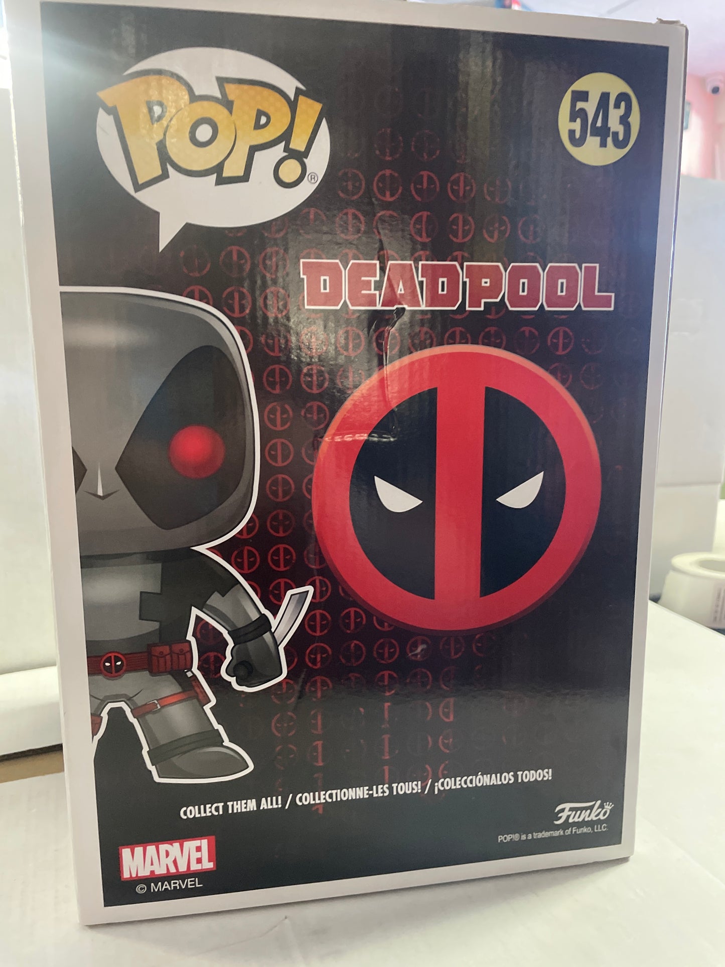 DEADPOOL GIANT FUNKO POP #543 (WALMART EXCLUSIVE!)