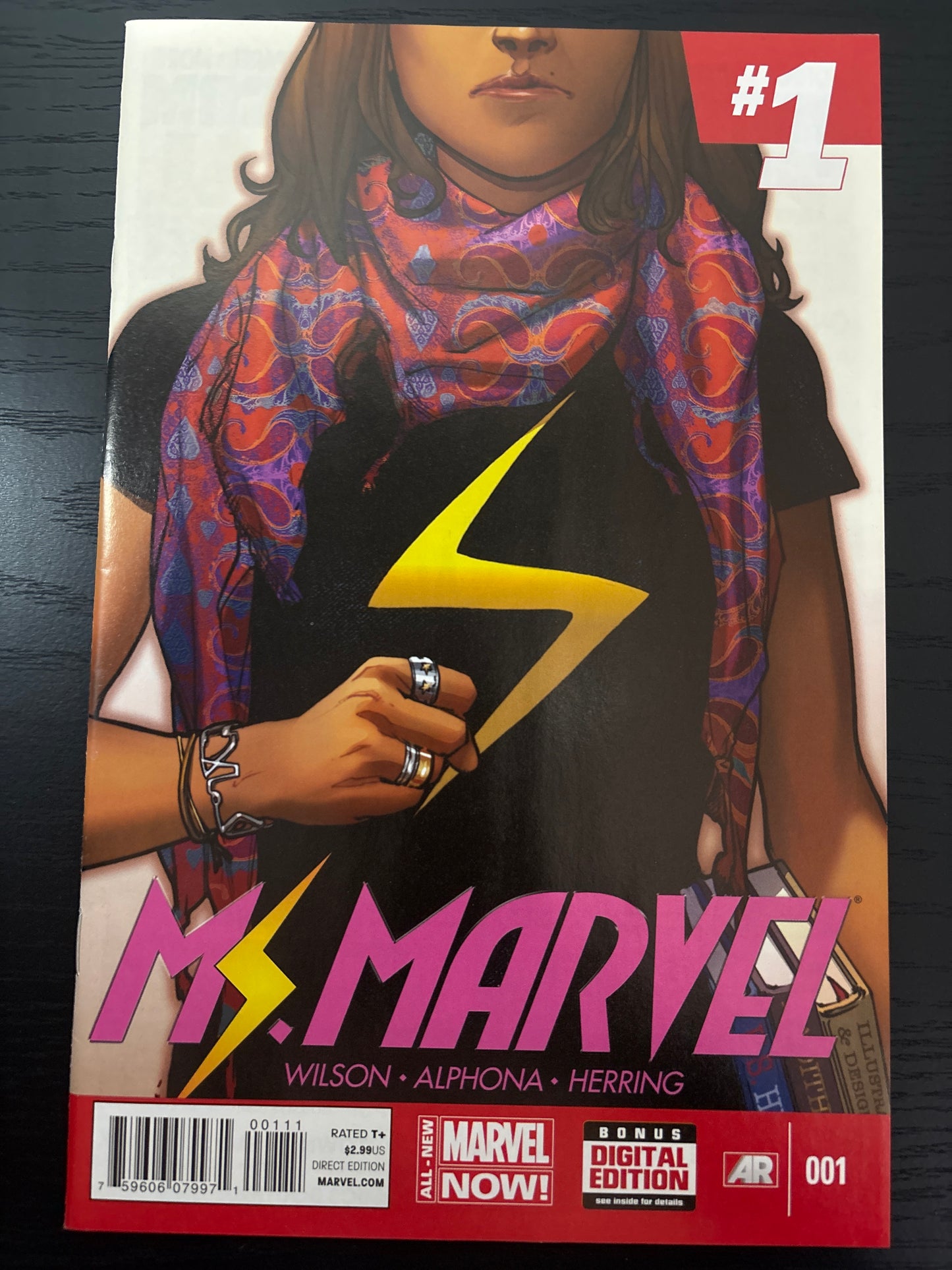 MARVEL MS MARVEL #1 FIRST APPEARANCE OF KAMALA KHAN