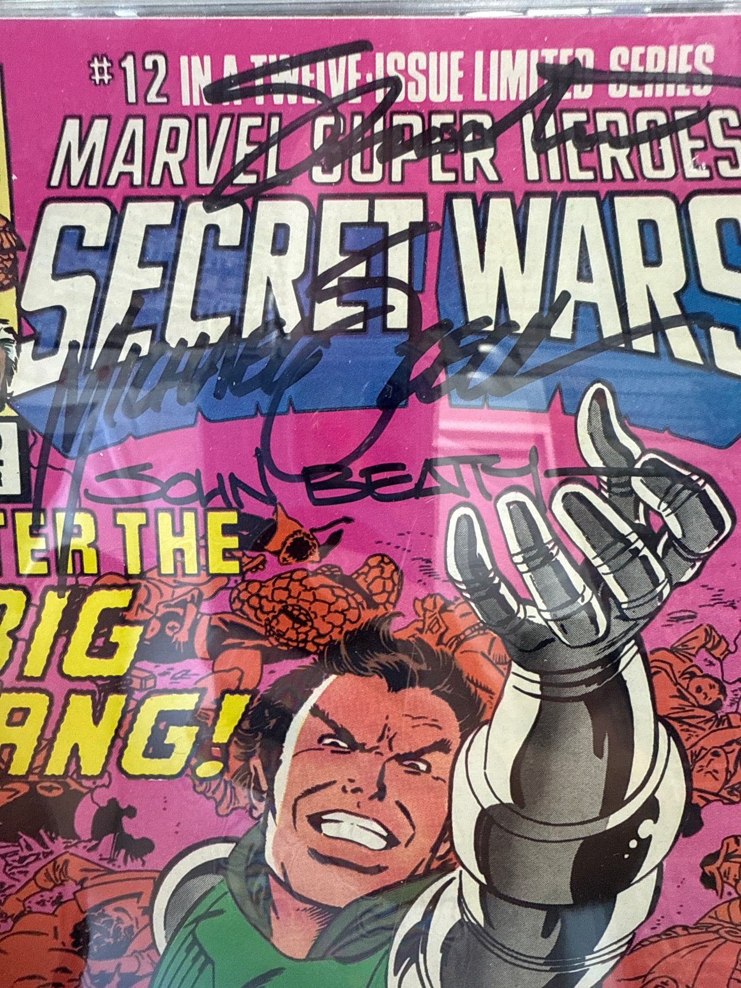 MARVEL COMICS CGC SIGNATURE SERIES MARVEL SUPERHEROES SECRET WARS #12 TRIPLE SIGNATURE 9.4