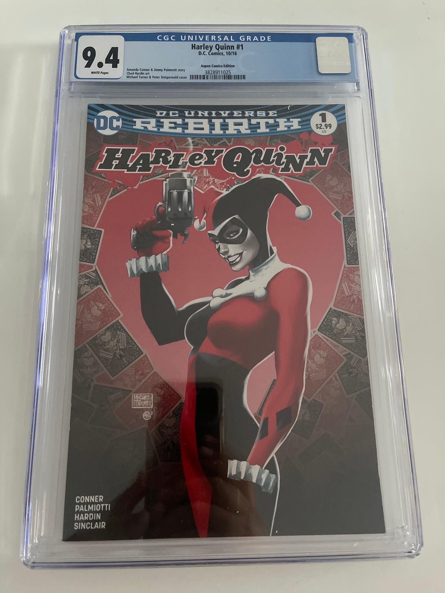 DC COMICS UNIVERSE DC REBIRTH HARLEY QUINN #1 CGC 9.4