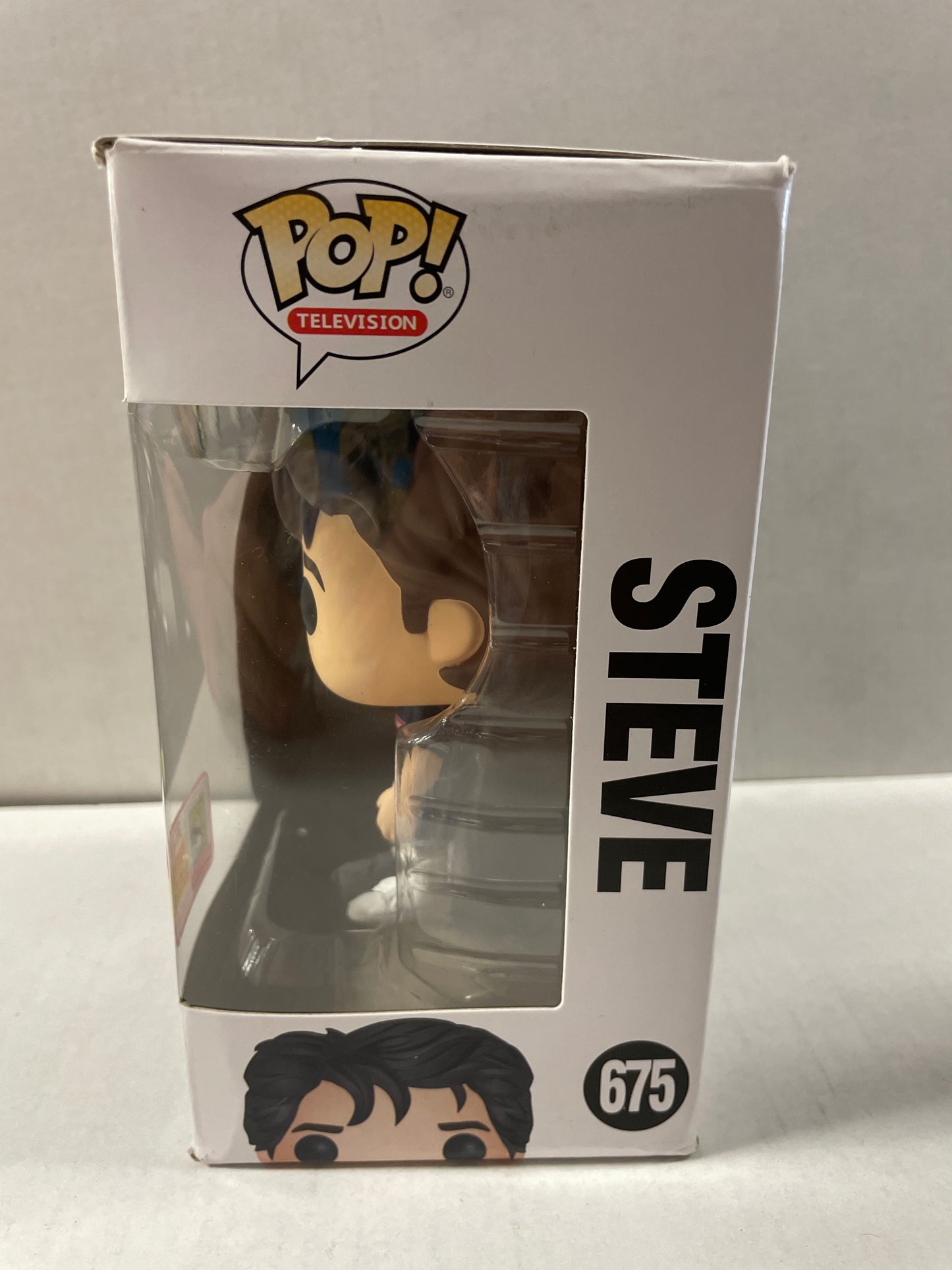 FUNKO POP TELEVISION - STRANGER THINGS #675 STEVE !! (SDCC 2018 LIMITED EDITION VHTF ! 1 of ONLY 1800 MADE) VERY GOOD CONDITION!!