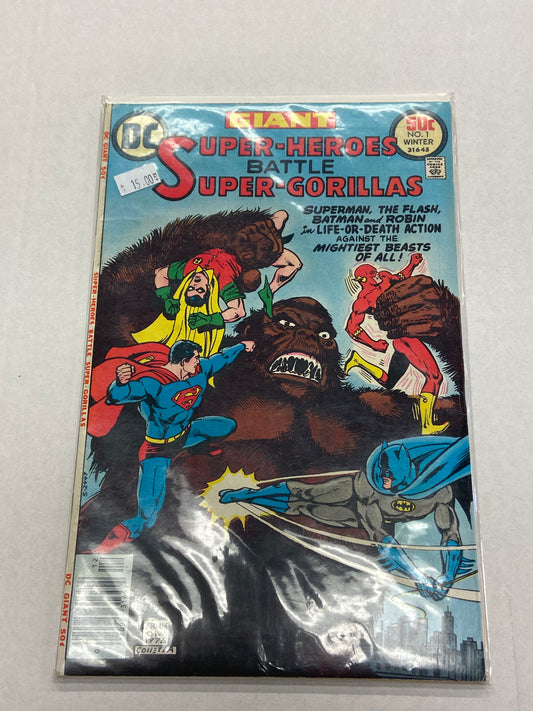 DC COMICS SUPERHEROS BATTLE SUPER GORILLAS NO. 1