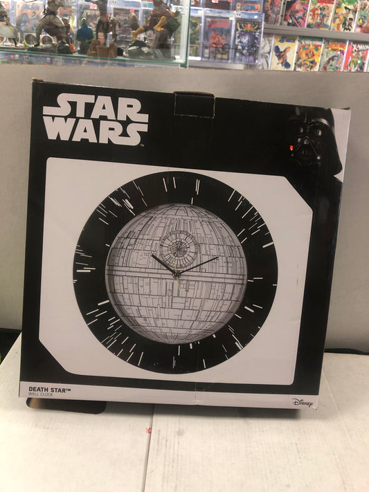 UKONIC STAR WARS DEATHSTAR WALL CLOCK POOR CONDITION BOX DAMAGE ALL OVER BOX