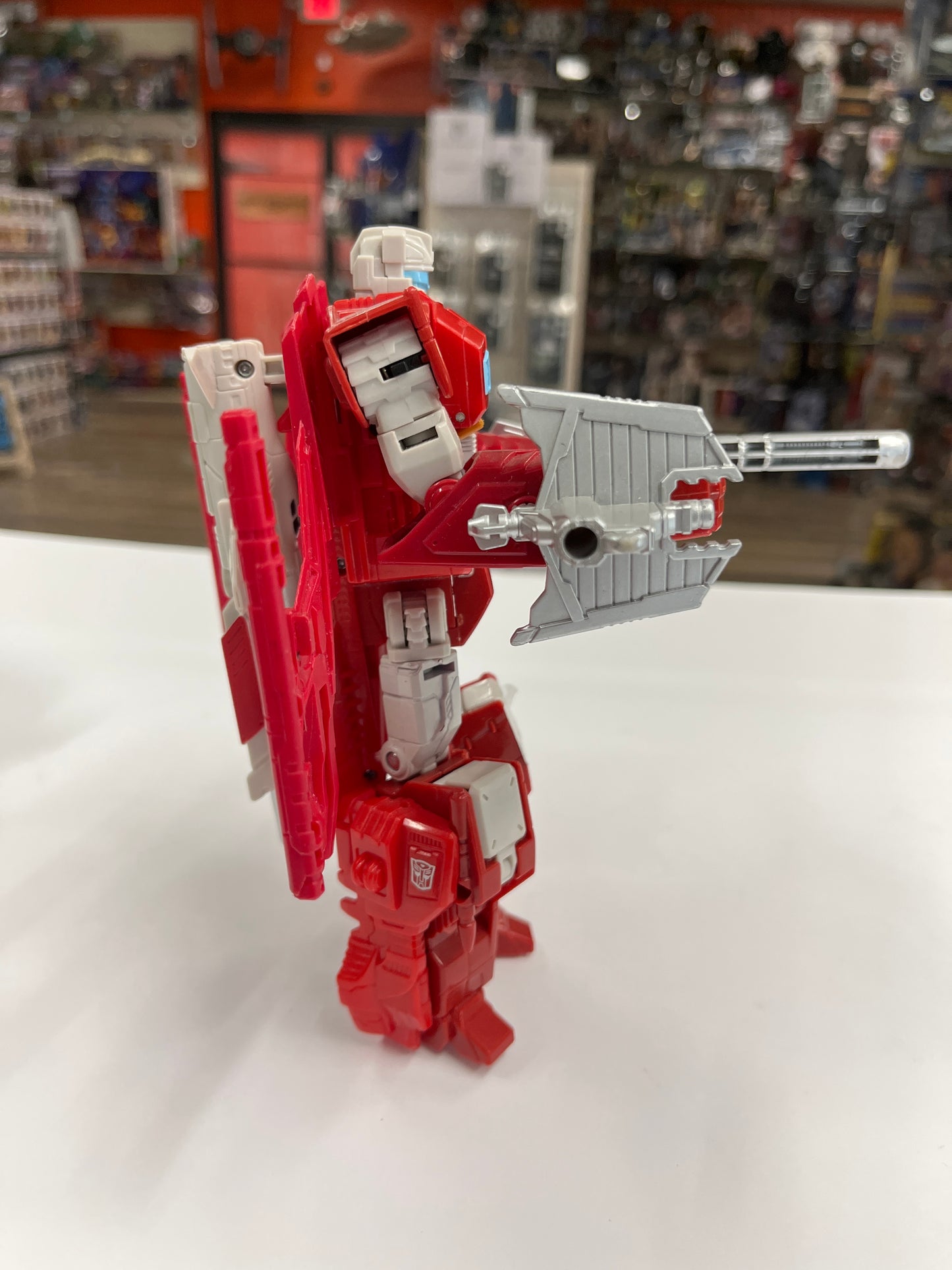 TRANSFORMERS HUNT FOR DECEPTION NIGHT OPS RATCHET COMPLETE VOYAGER