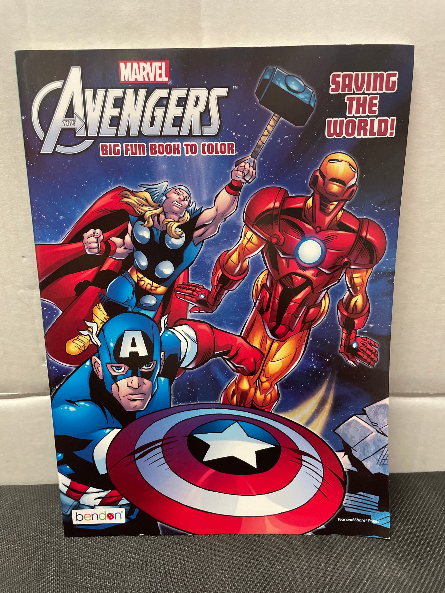 MARVEL AVENGERS SAVING THE WORLD! BIG FUN BOOK TO COLOR (BRAND NEW, 2014)