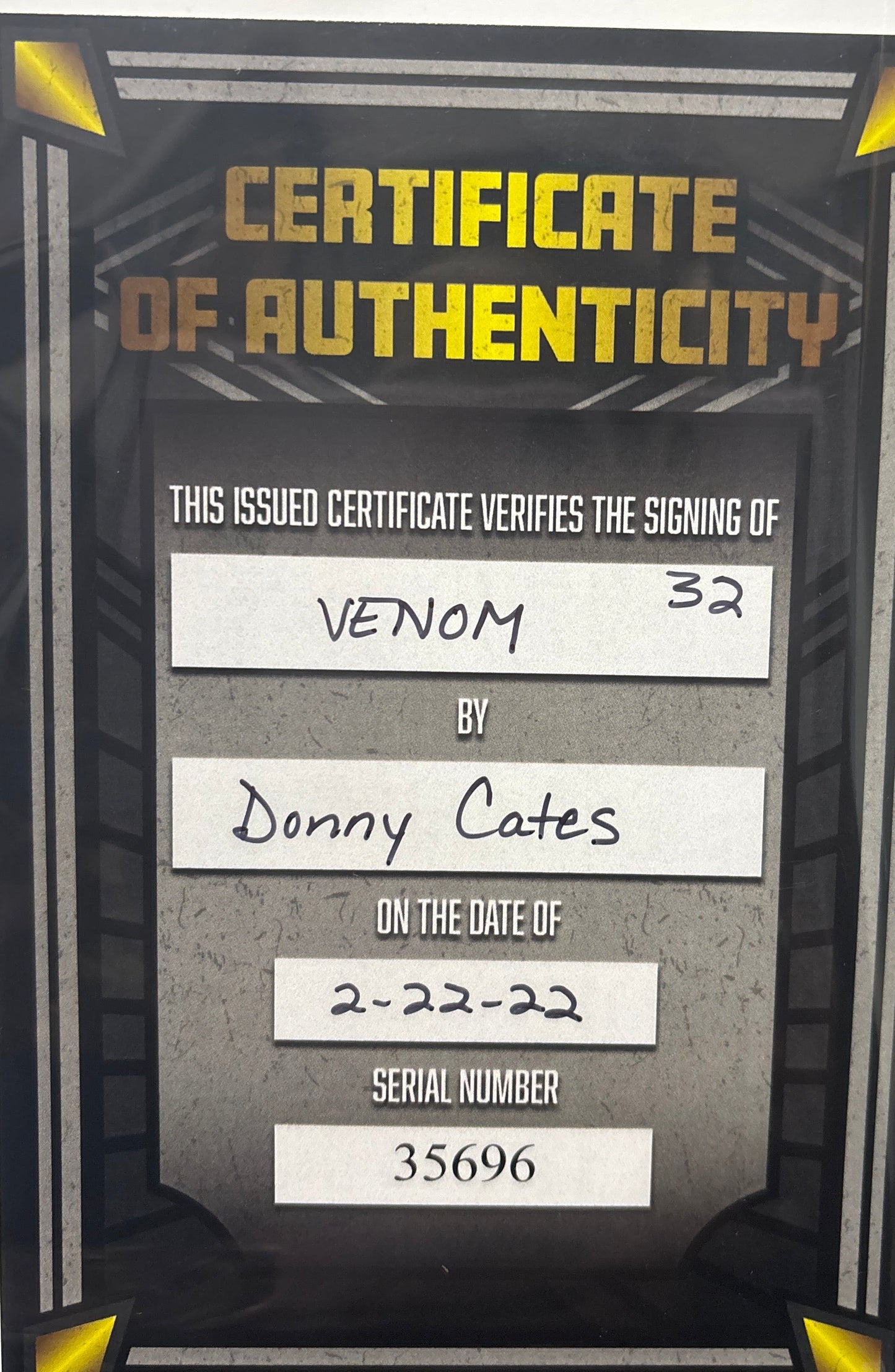 KING IN BLACK VENOM #32 SIGNED BY DONNY CATES WITH CERTIFICATE OF AUTHENTICITY