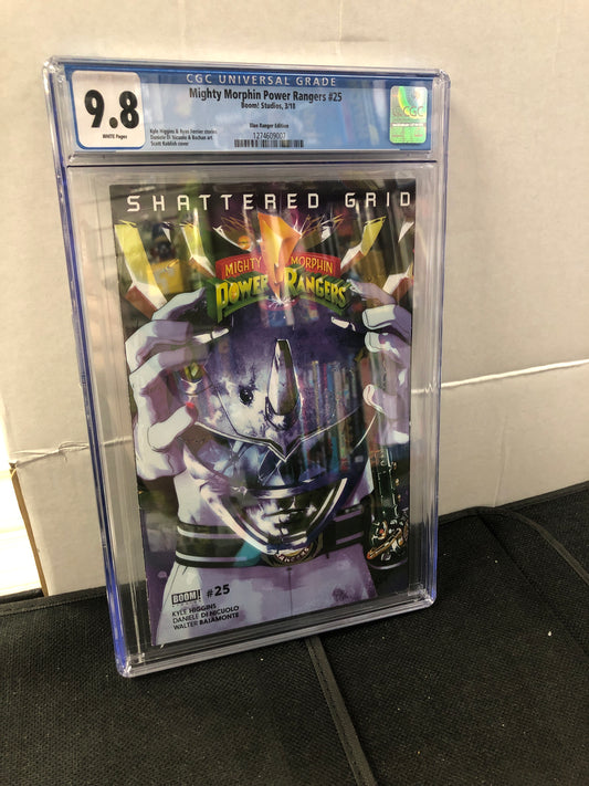 BOOM STUDIOS MIGHTY MORPHIN POWER RANGERS #25 (2018) BLUE RANGER EDITION CGC 9.8 WP