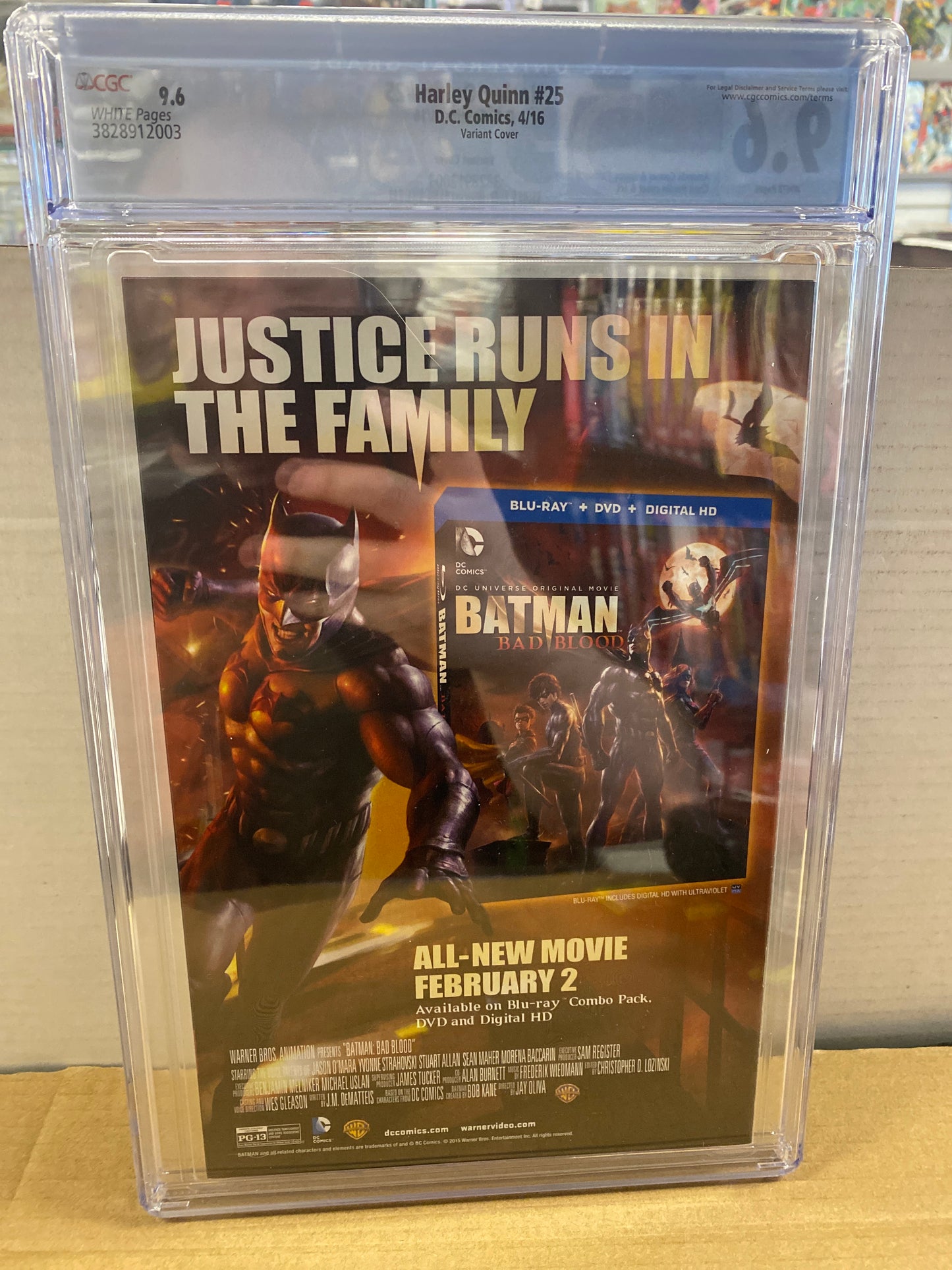 DC COMICS HARLEY QUINN #25(2016) VARIANT COVER CGC 9.6 WP