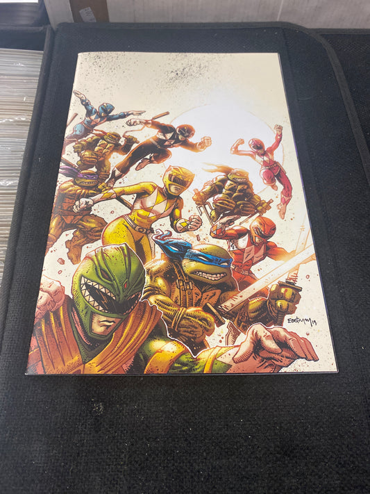 BOOM STUDIOS/IDW PUBLISHING POWER RANGERS/TEENAGE MUTANT NINJA TURTLES #1 (2019)