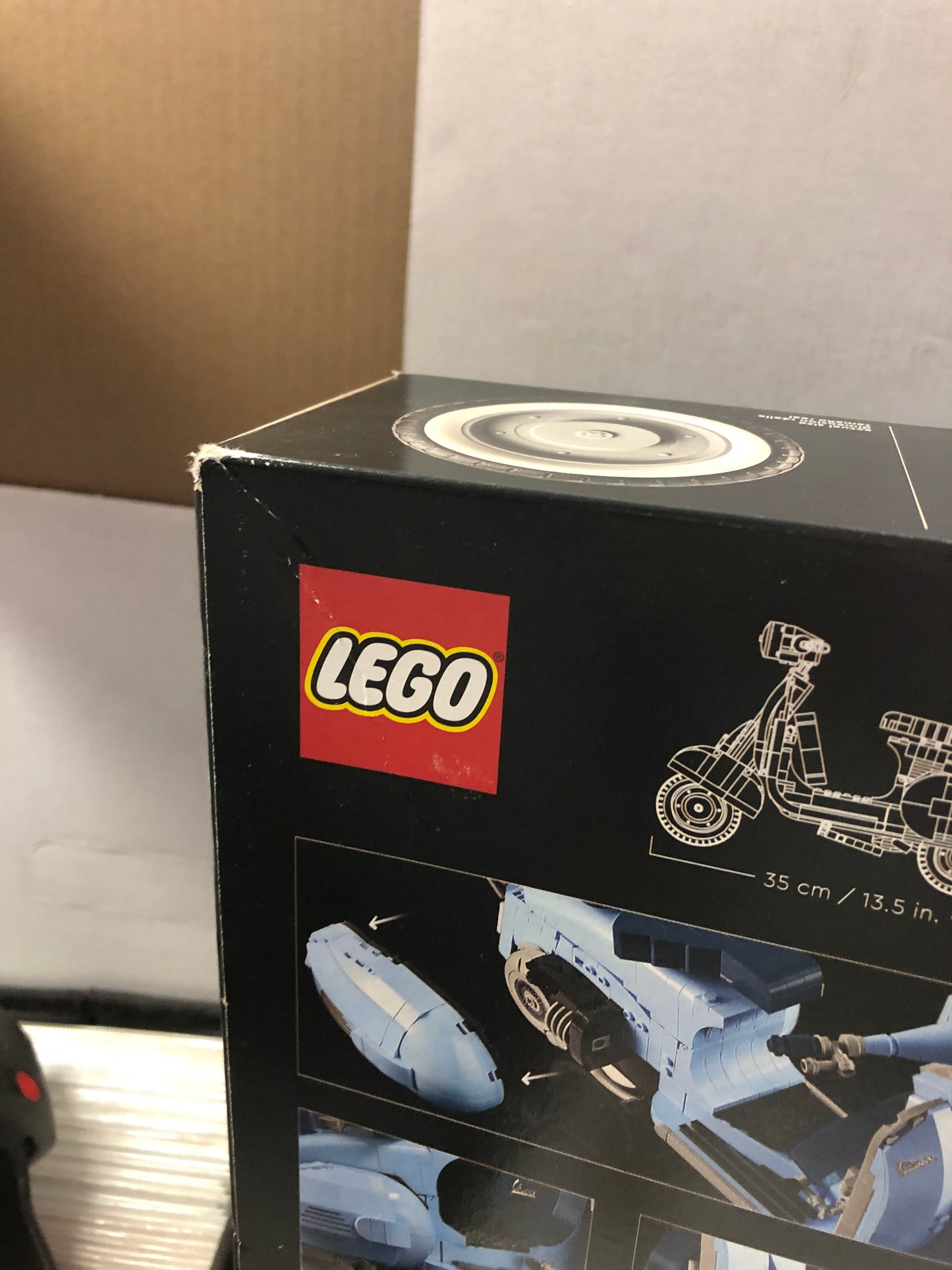 LEGO SET 10298 VESPA 125 1960S NIB