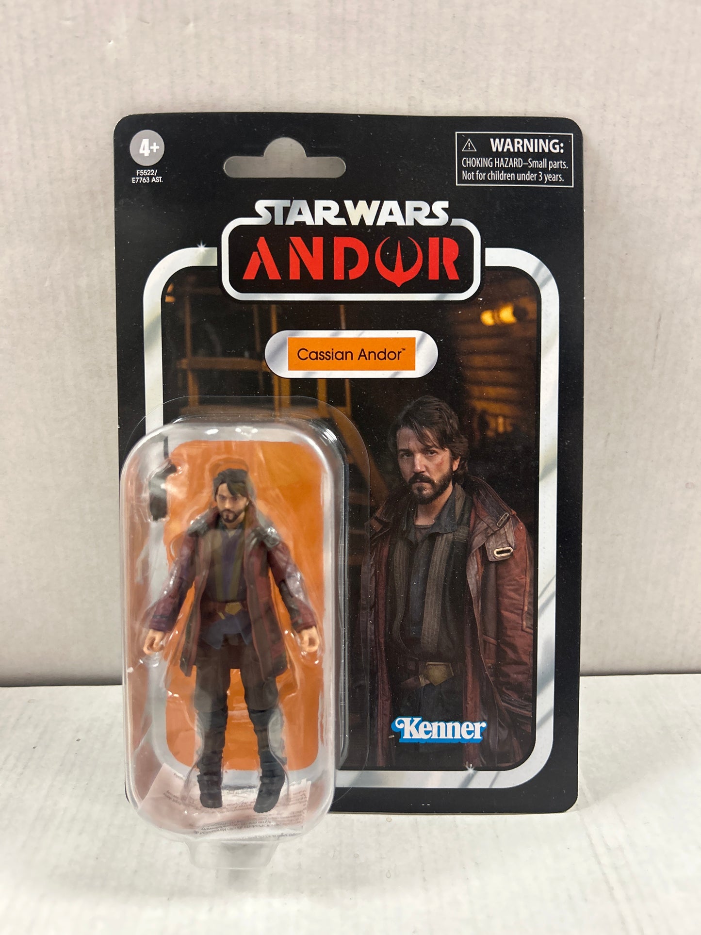 HASBRO STAR WARS ANDOR CASSIAN ANDOR MINI FIGURE (SEALED)