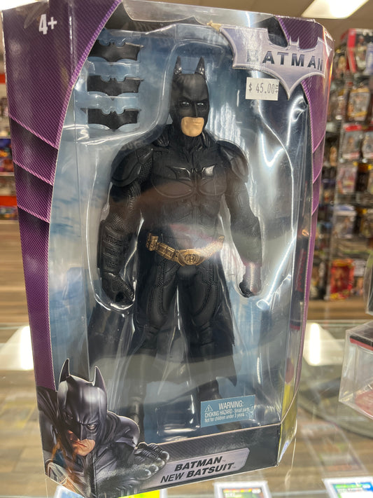 BATMAN NEW BATSUIT ACTION FIGURE