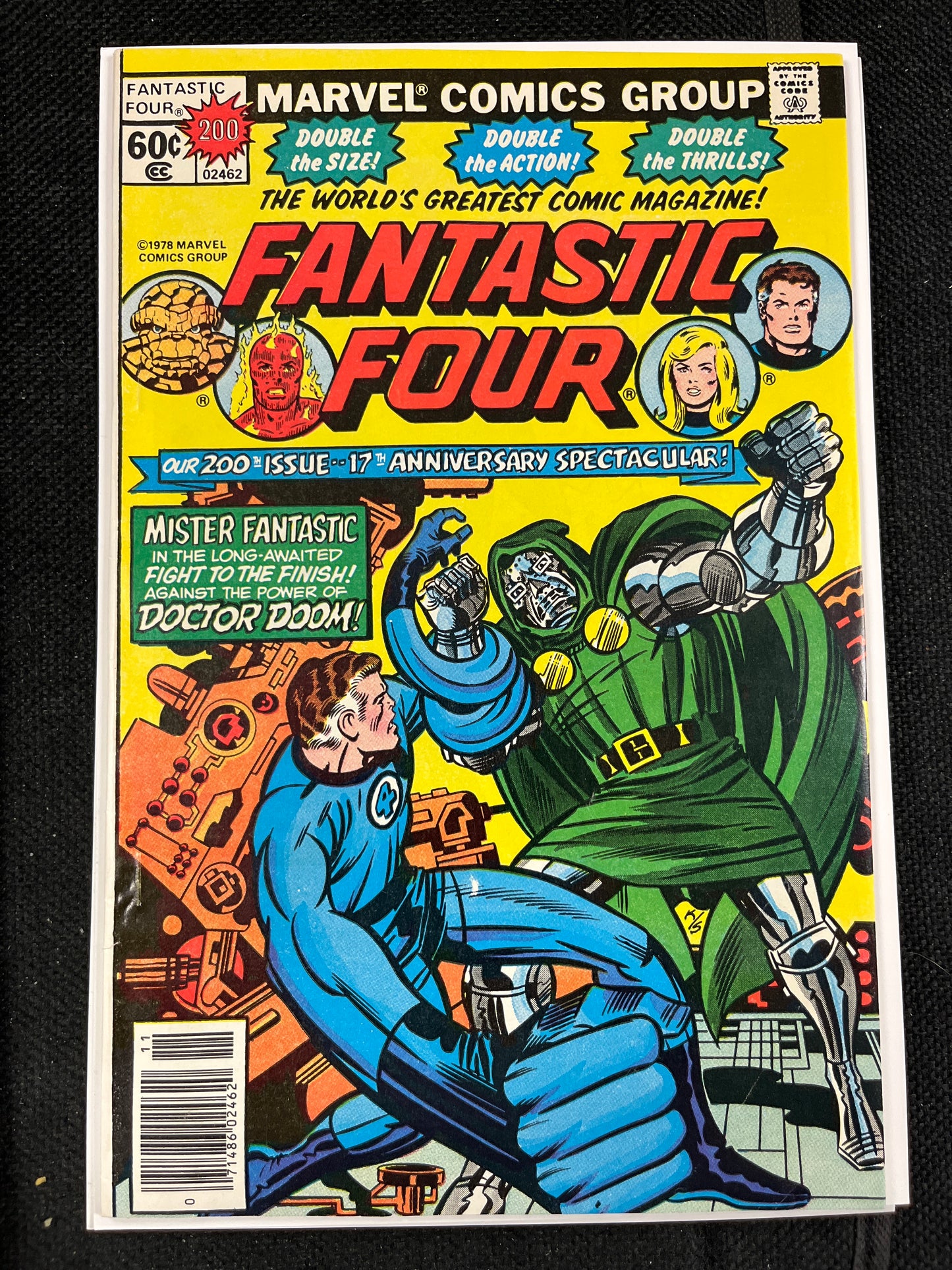 FANTASTIC FOUR #200 VF NEWSSTAND (1978, 200th ISSUE & DR. DOOM COVER!