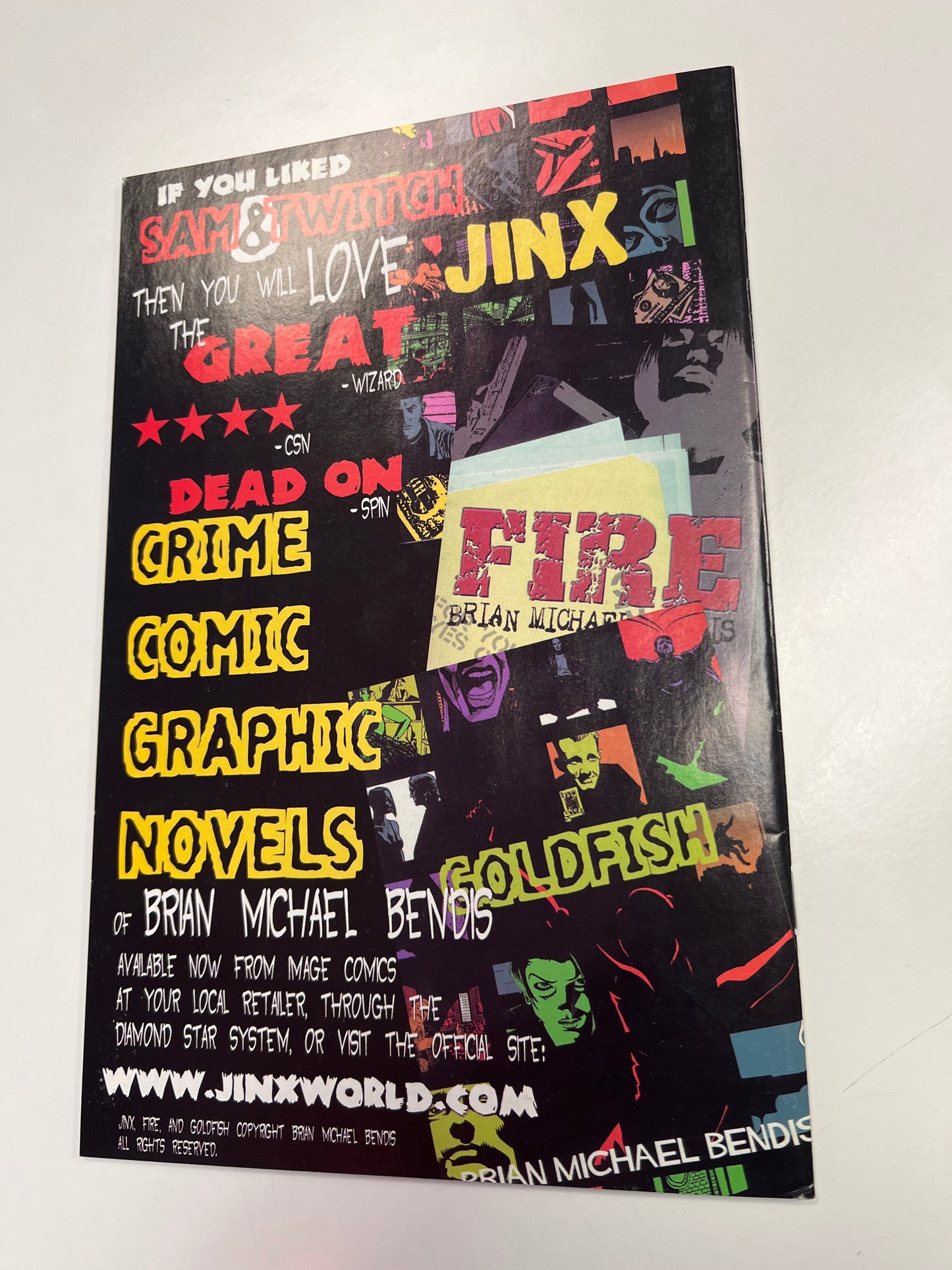 CRIME COMIC GRAPHIC NOVELS-SAM AND TWITCH