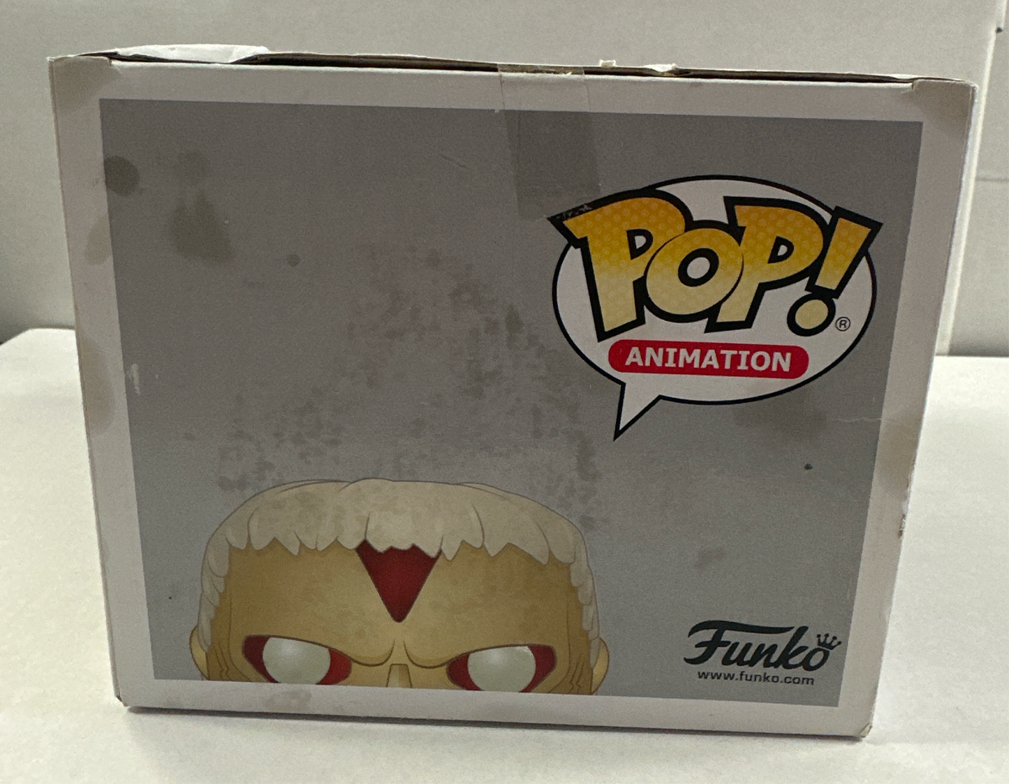 ATTACK ON TITAN ARMORED TITAN 234 FUNKO(DAMAGED BOX)