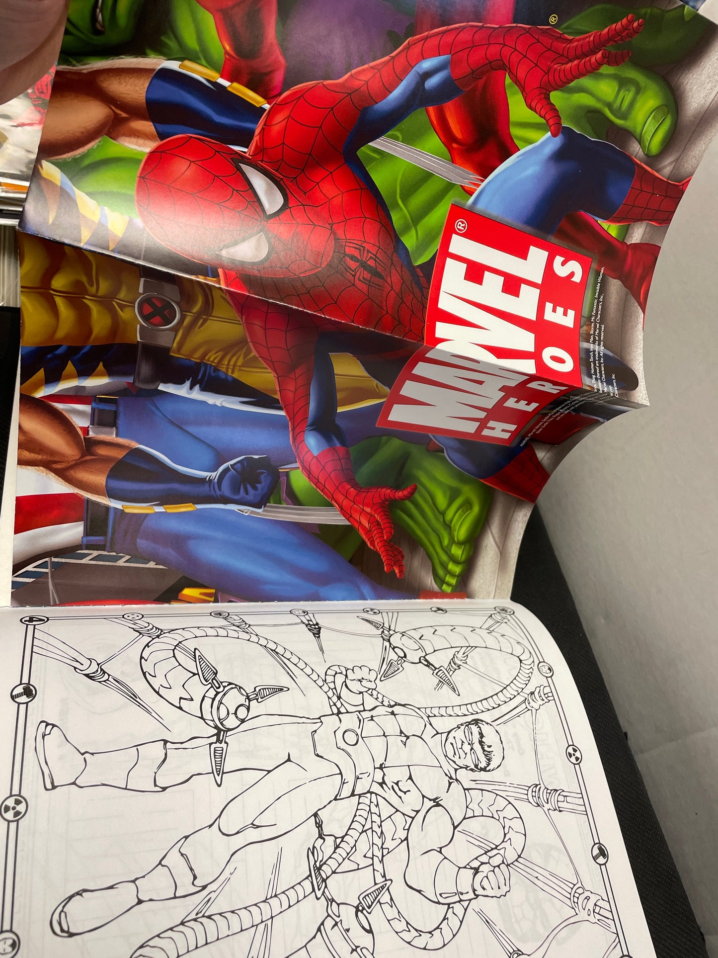 MARVEL ACTIVITY BOOK 2006 BENDON W/ STICKERS & POSTER!! (HTF VINTAGE BENDON ACTIVITY BOOK)