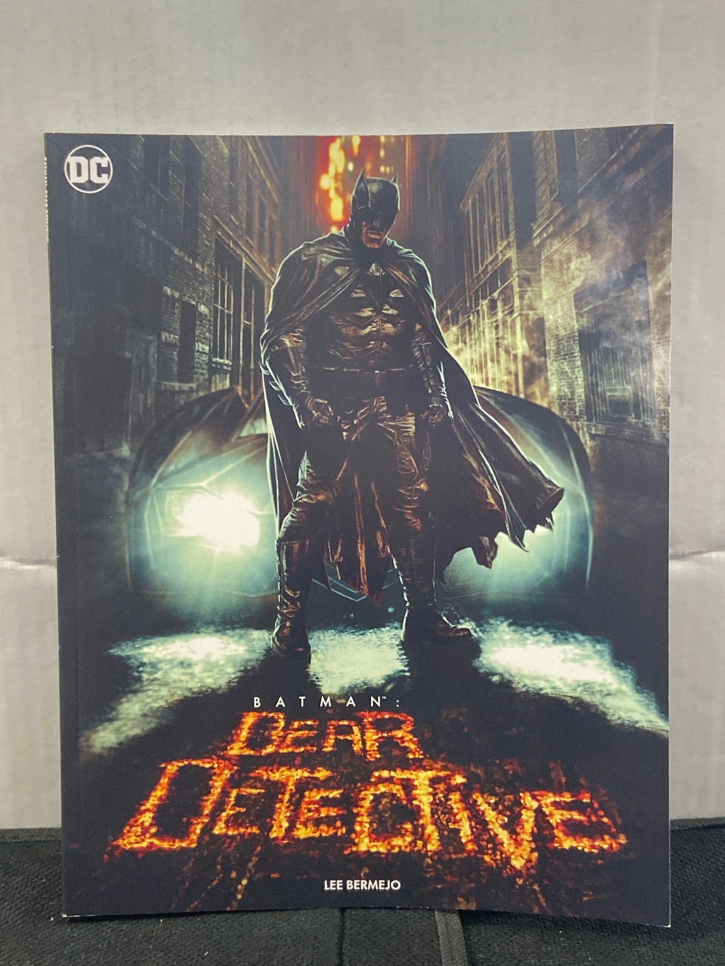 DC BATMAN DEAR DETECTIVE ART BOOK