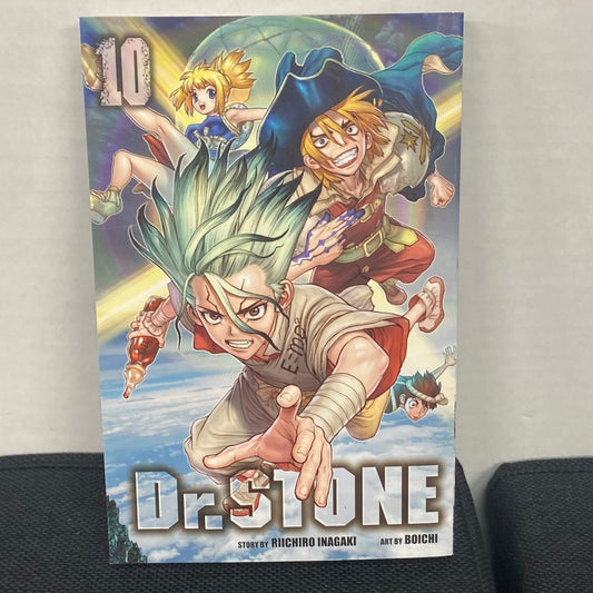 VIZ MEDIA DR STONE 10