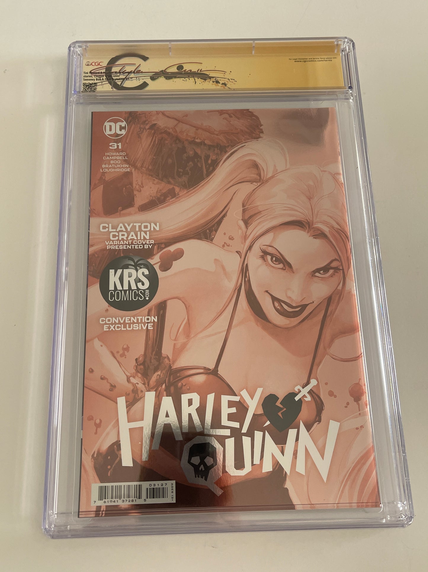 DC COMICS HARLEY QUINN #31 CGC 9.8 SIGNED BY CLAYTON CRAIN