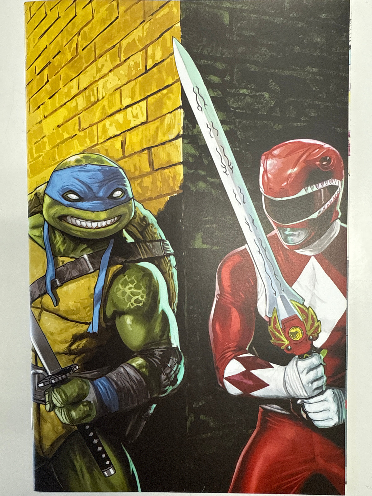 IDW BOOM STUDIOS POWER RANGERS TMNT 4 (of 5) TRADE DRESS VARIANT